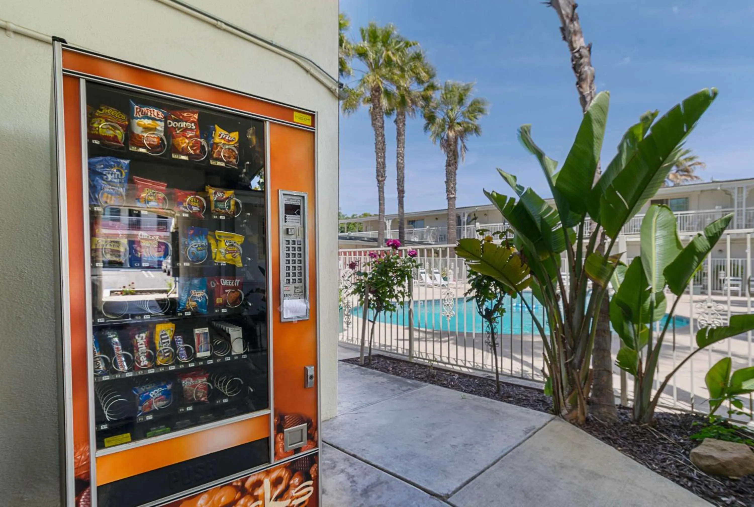 On site in Motel 6-Santa Maria, CA - South