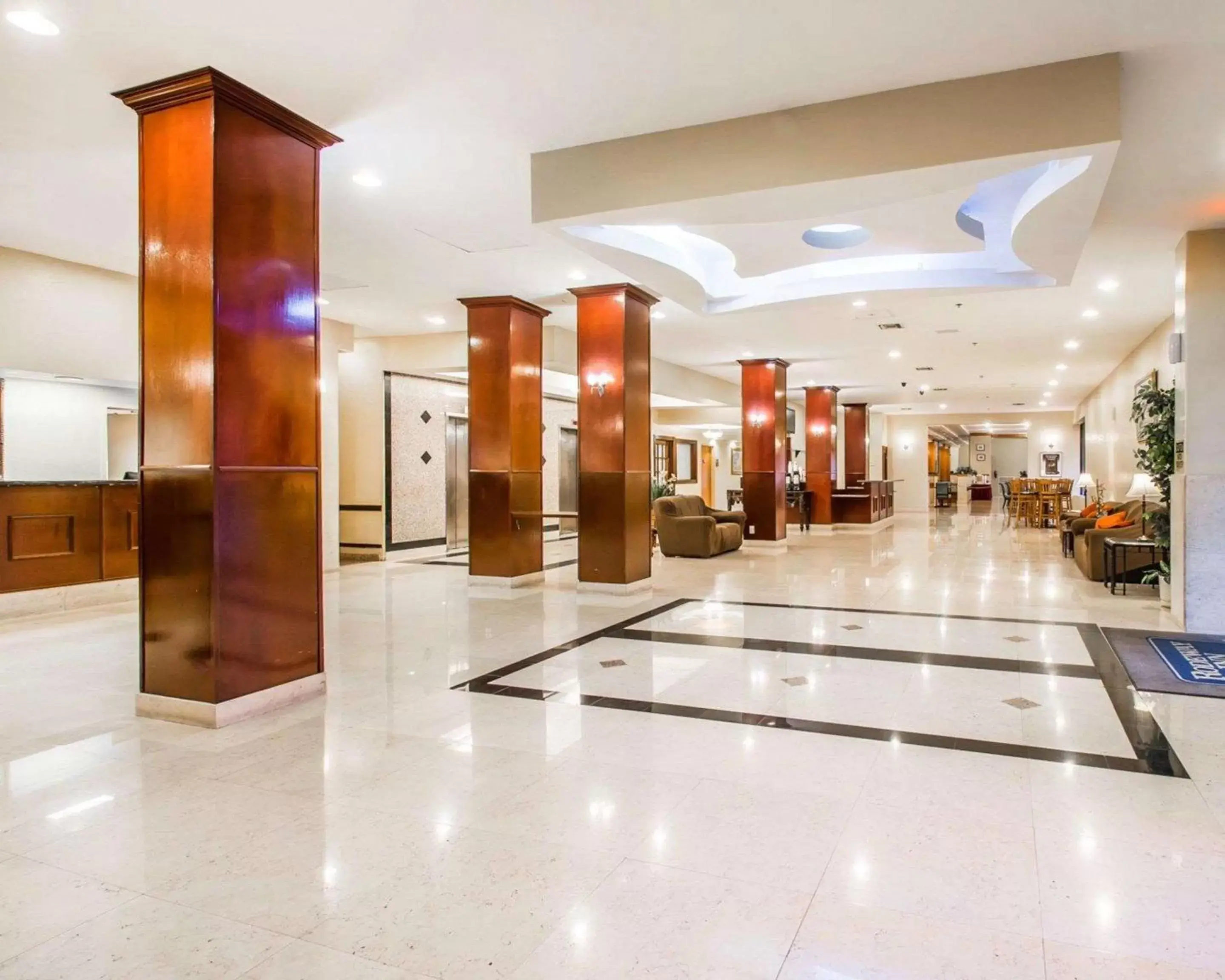 Lobby or reception in North Miami Beach Gardens Inn & Suites
