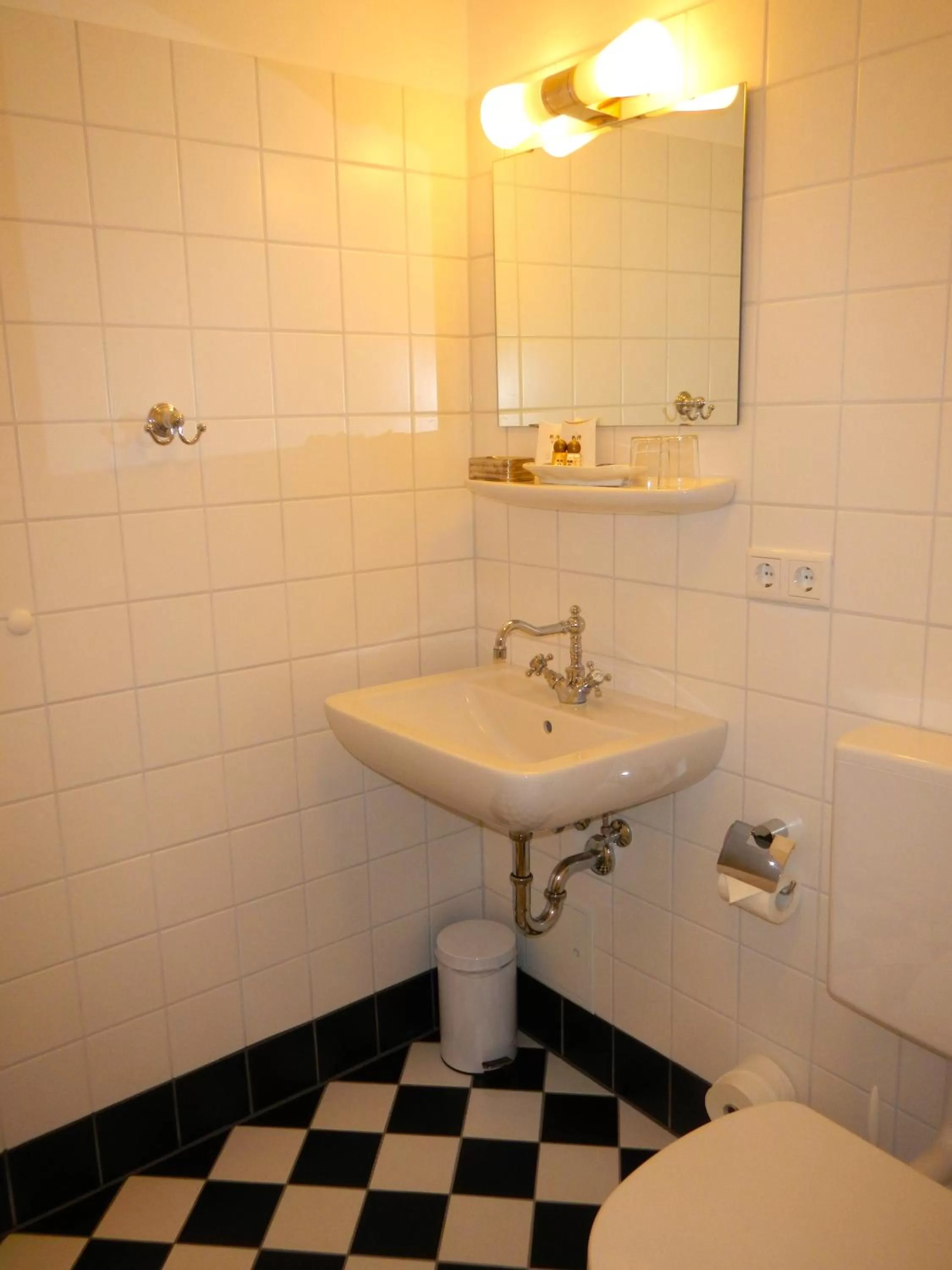 Bathroom in Hotel Villa Meererbusch