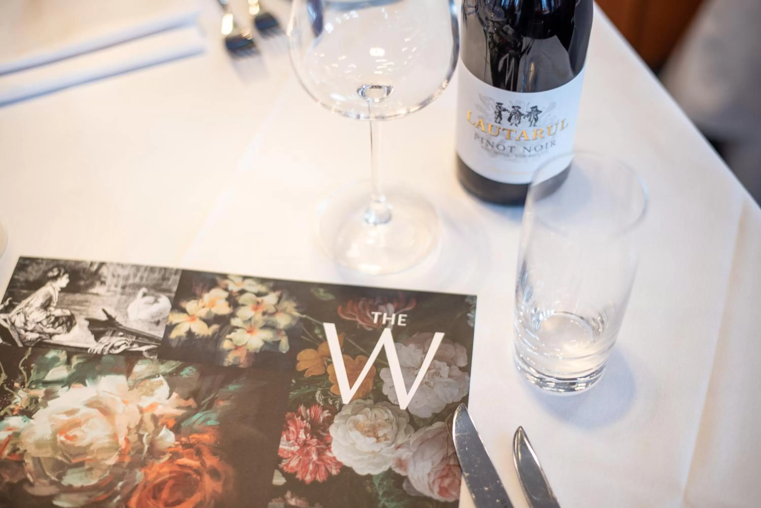 Restaurant/places to eat in Low Wood Bay