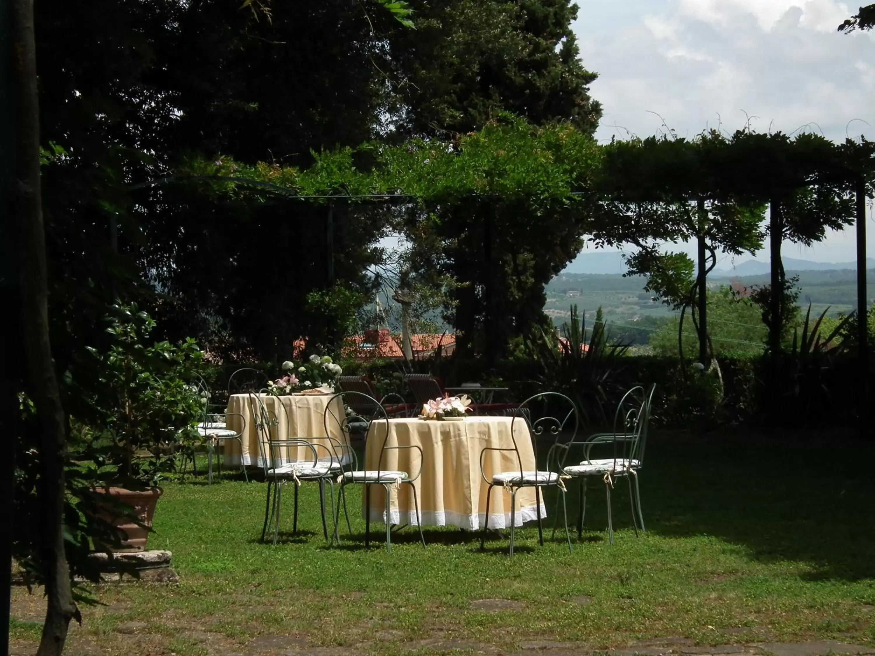 View (from property/room), Garden in Villa Scacciapensieri Boutique Hotel