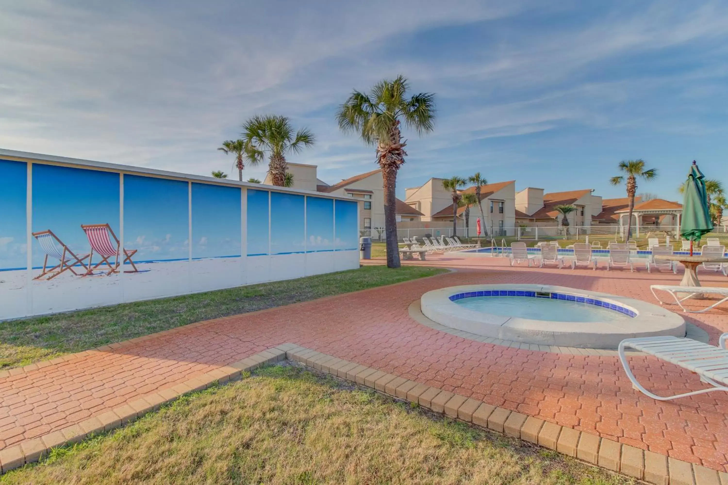 Swimming Pool in Horizon Hideaway