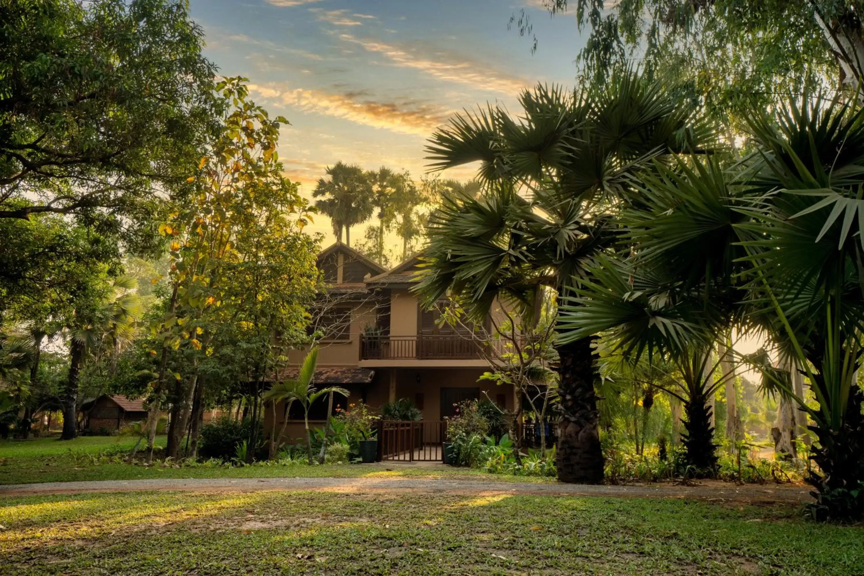 Private Two-Bedroom Home - Daily Afternoon Tea + Personal Butler in Mane Family Vacation Private Two-Bedroom Home - Daily Afternoon Tea + Personal Butler in Mane Family Vacation