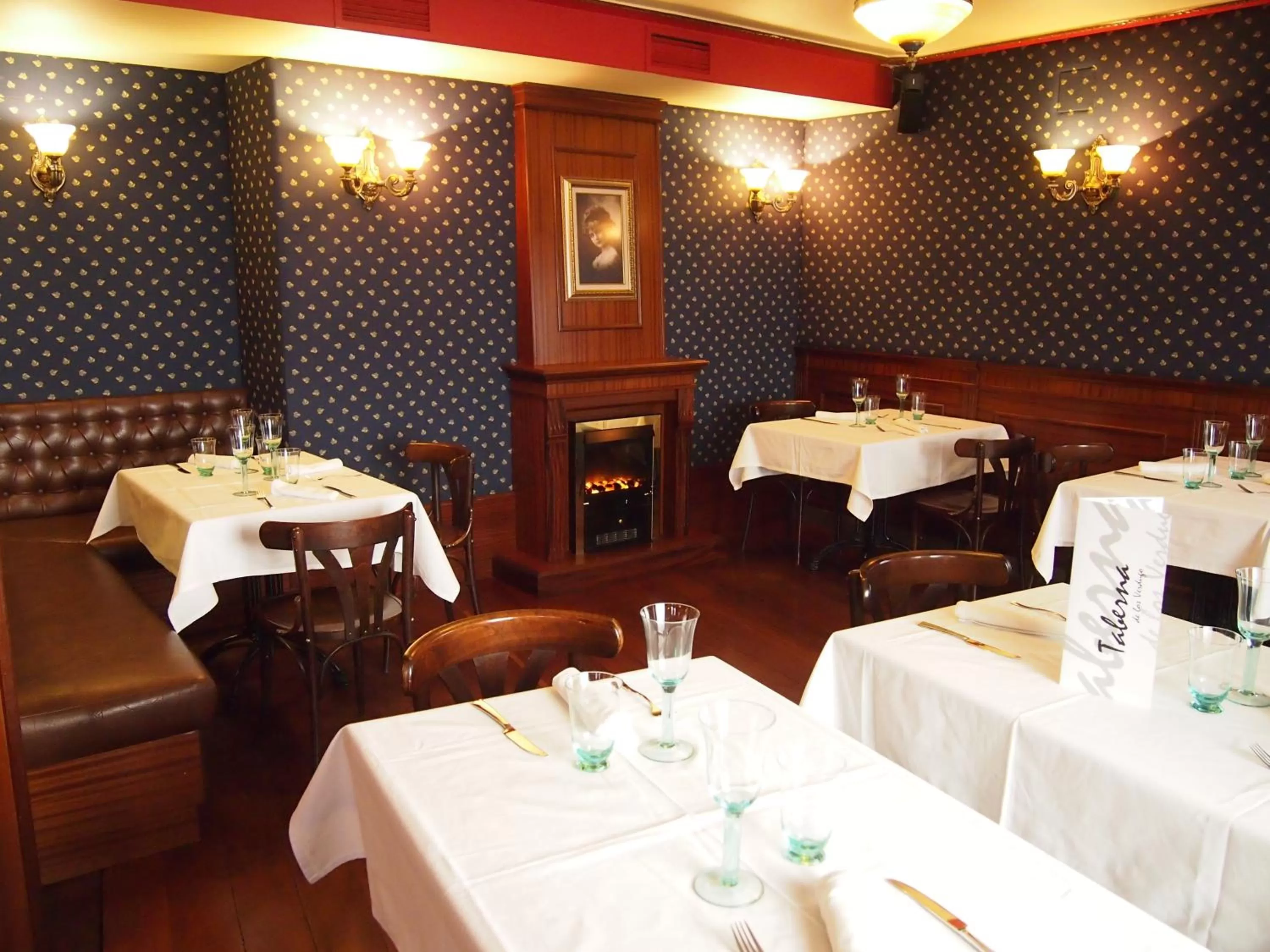 Restaurant/places to eat in Hotel Arco San Vicente