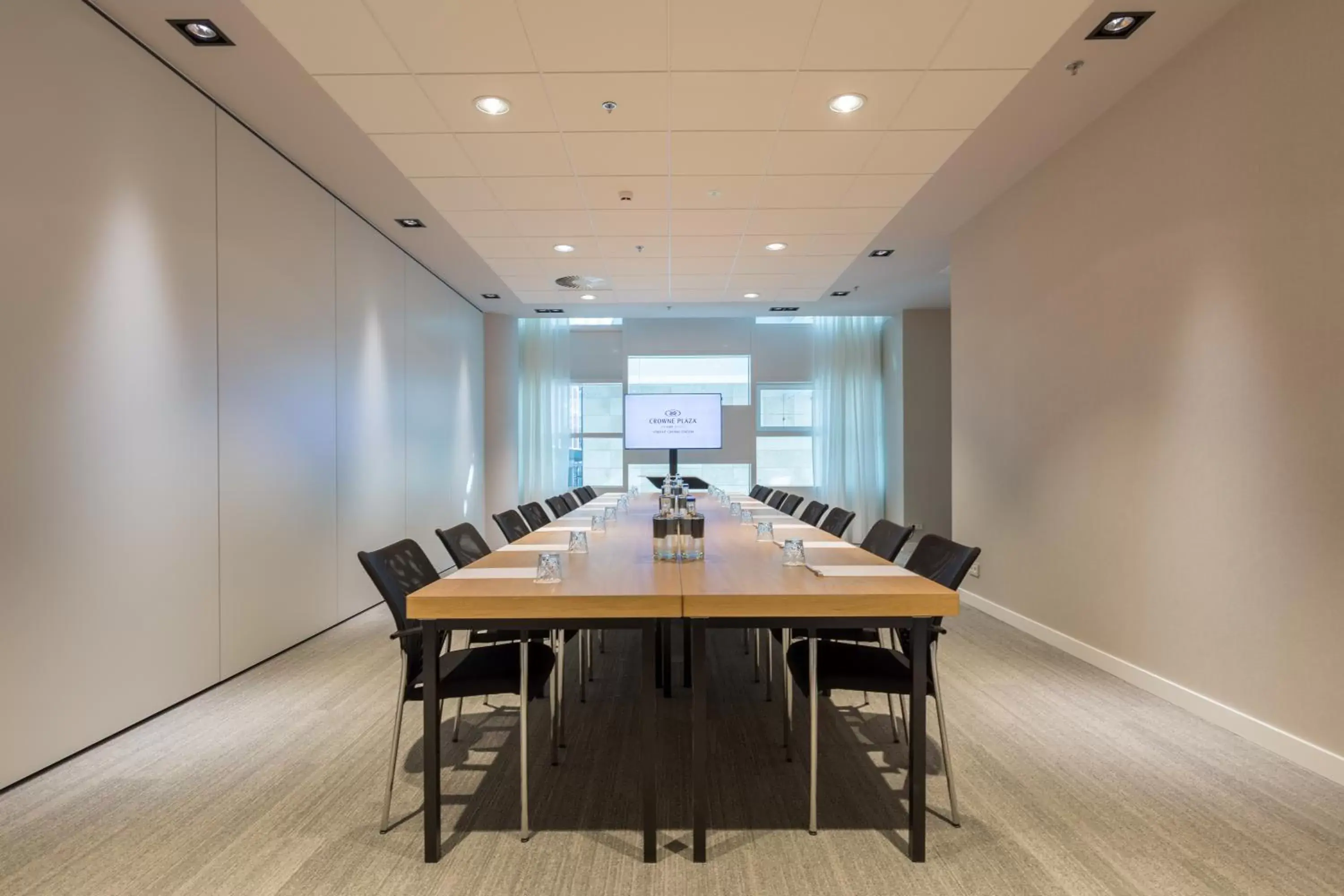 Meeting/conference room in Crowne Plaza Utrecht - Central Station, an IHG Hotel