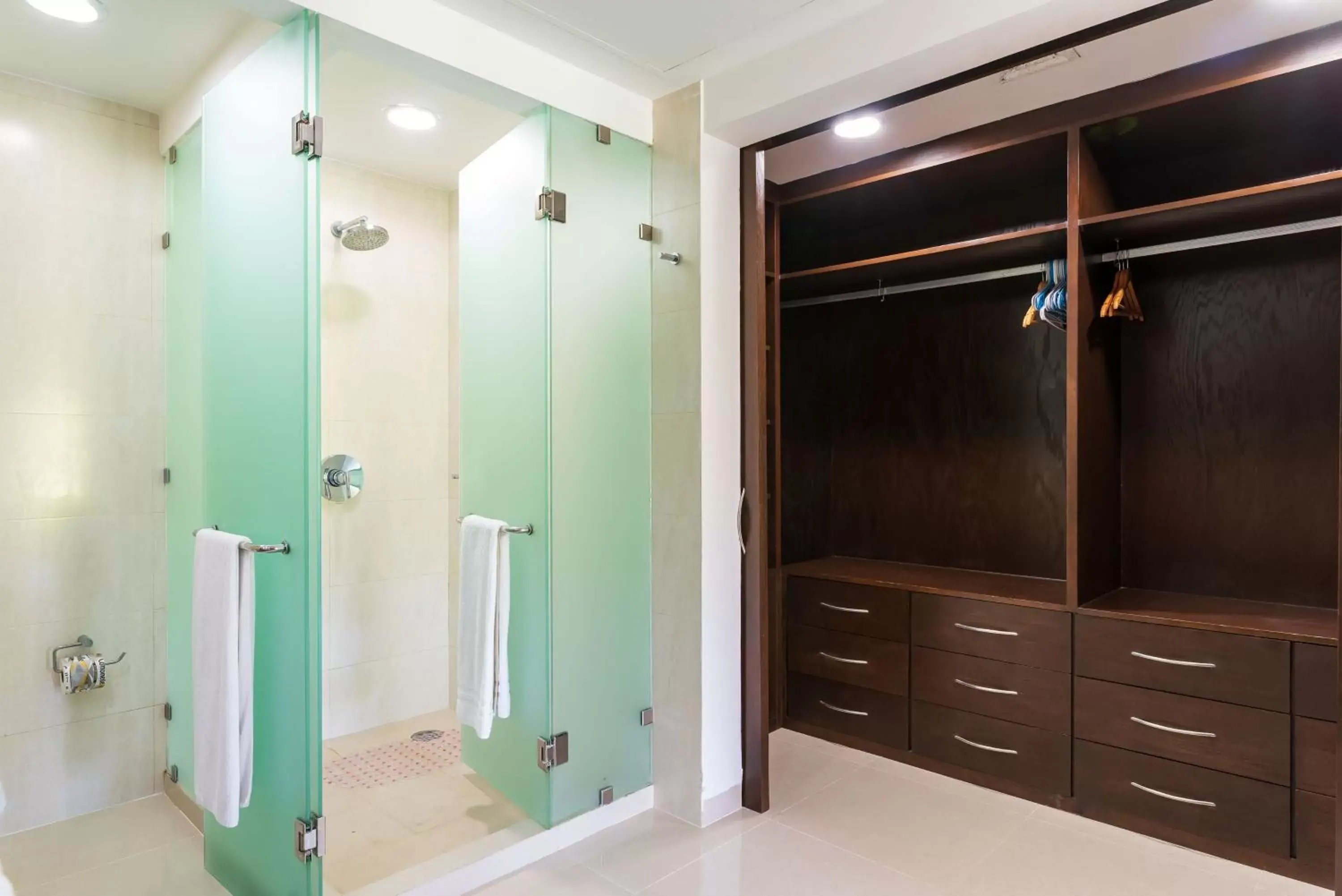 Bathroom in Mareazul Beach Front Condos At playa del Carmen