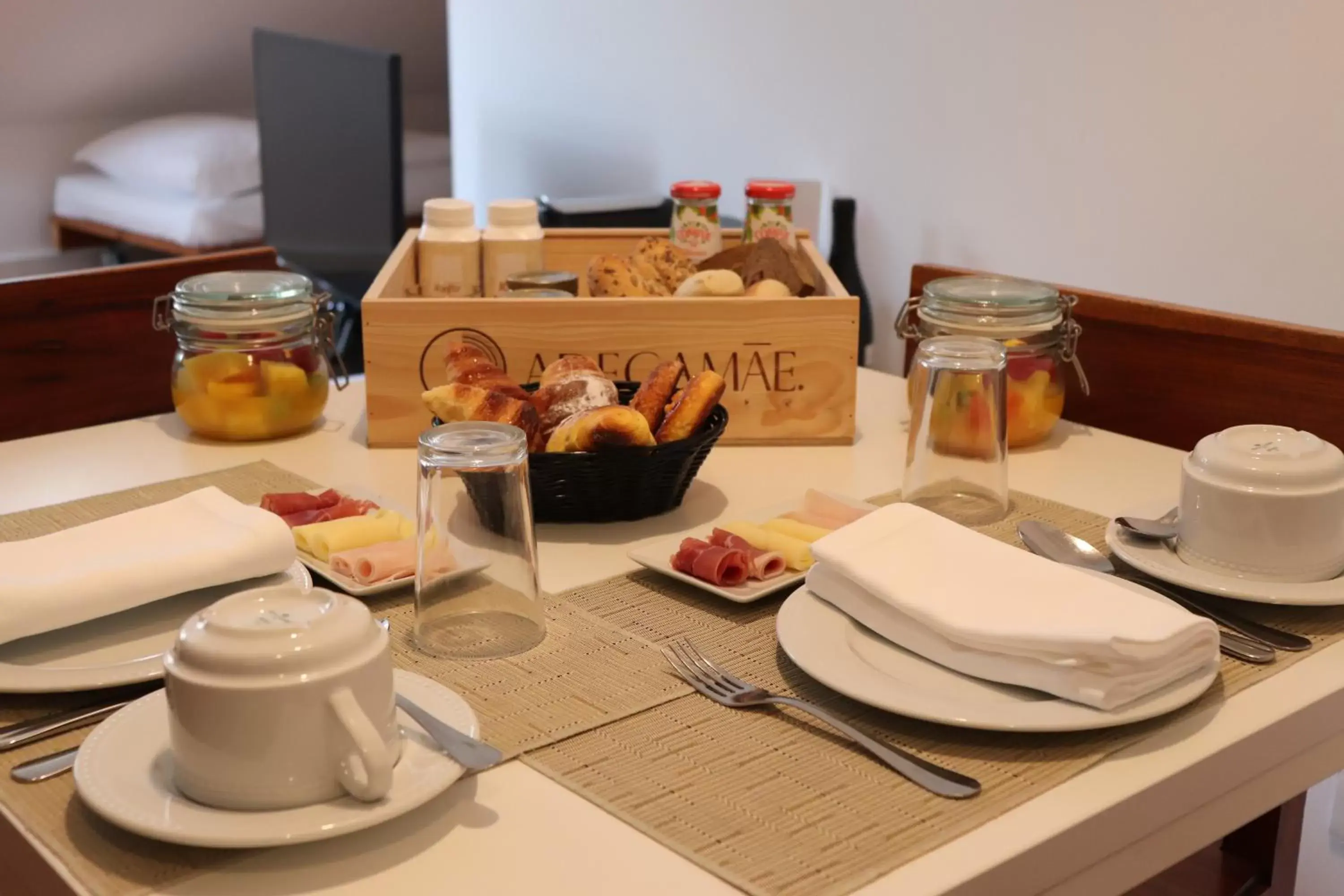 Breakfast in My Suite Lisbon Guest House – Principe Real