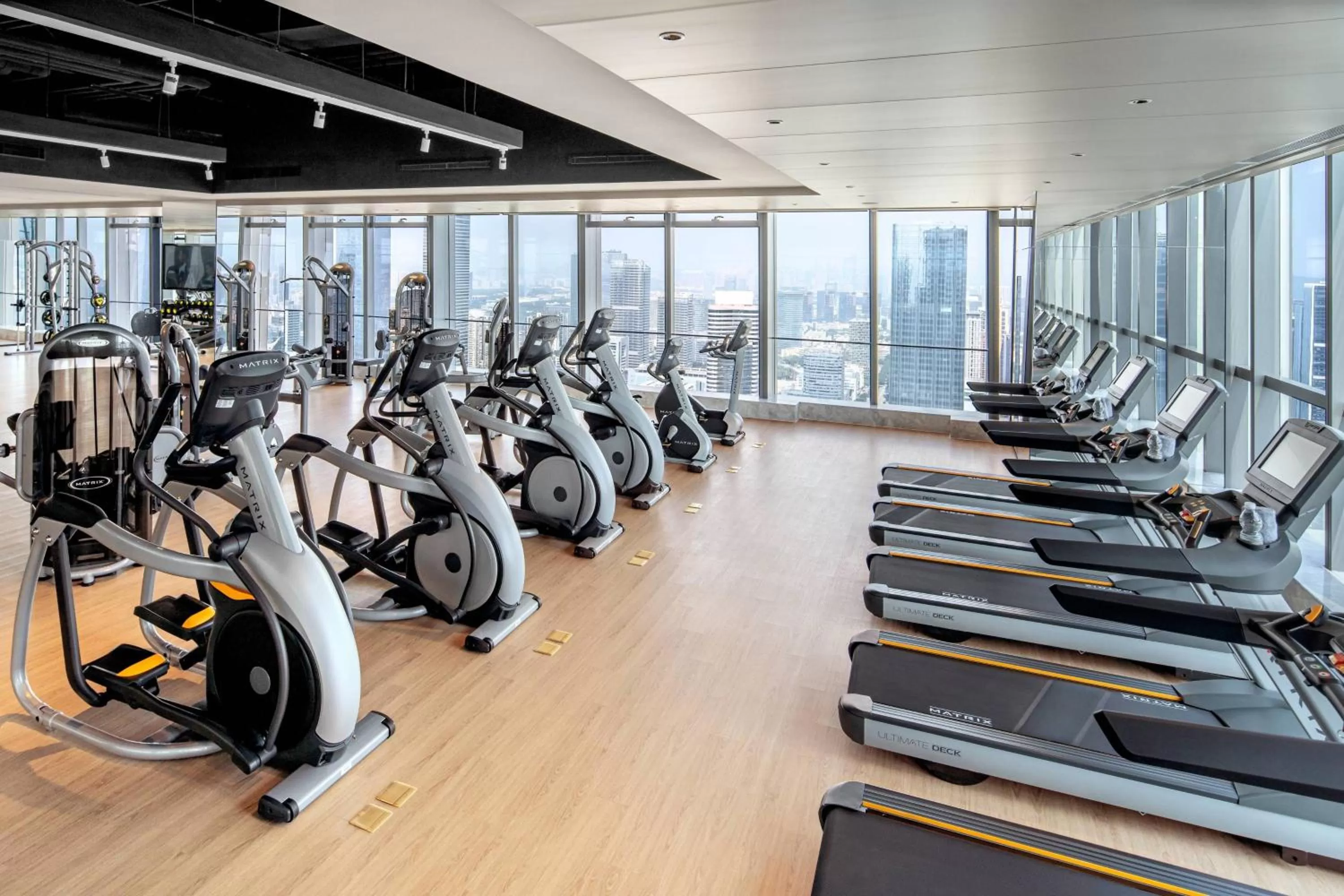 Fitness centre/facilities in Renaissance Shenzhen Bay Hotel