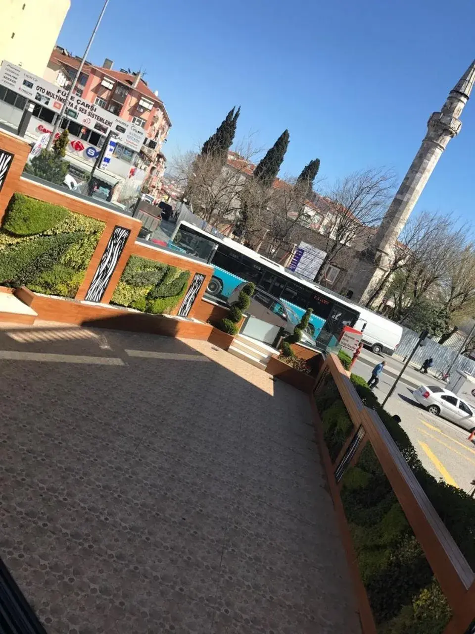 Facade/entrance in Hanna Hotel Facade/entrance in Hanna Hotel