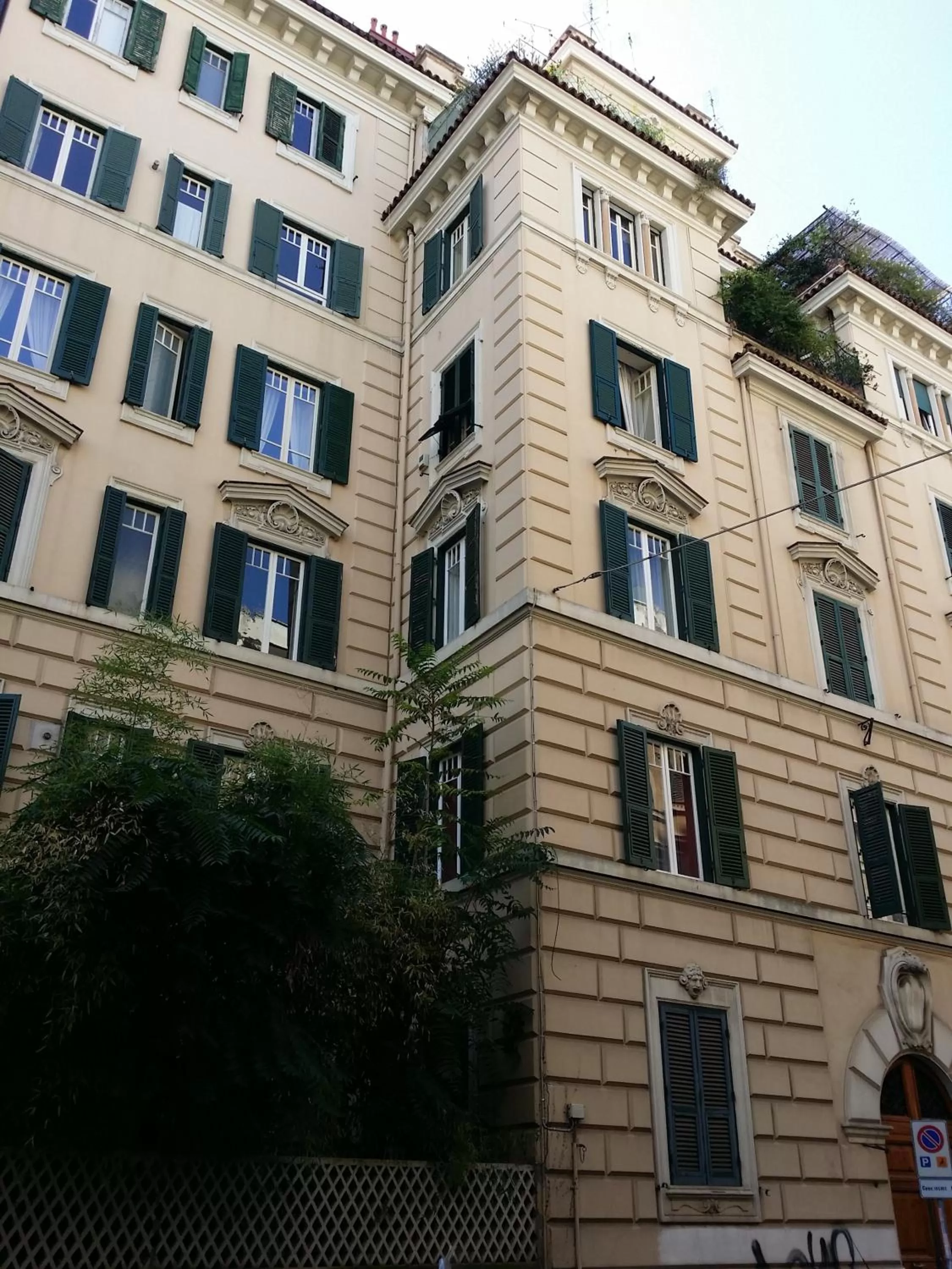 Property building in La Breccia A Porta Pia