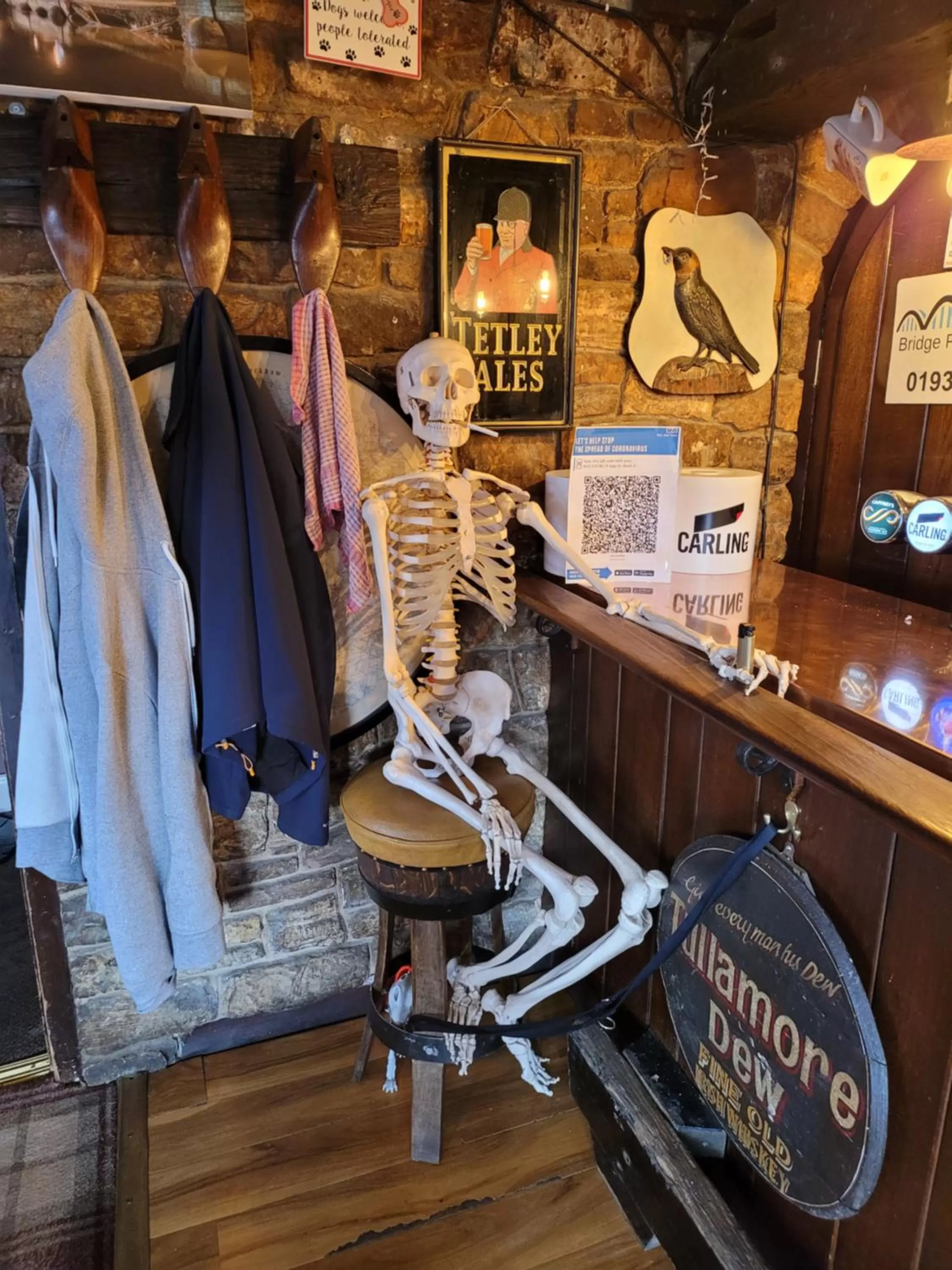 the jackdaw pub SELF CATERING STATIC CARAVAN free breakfast supplied