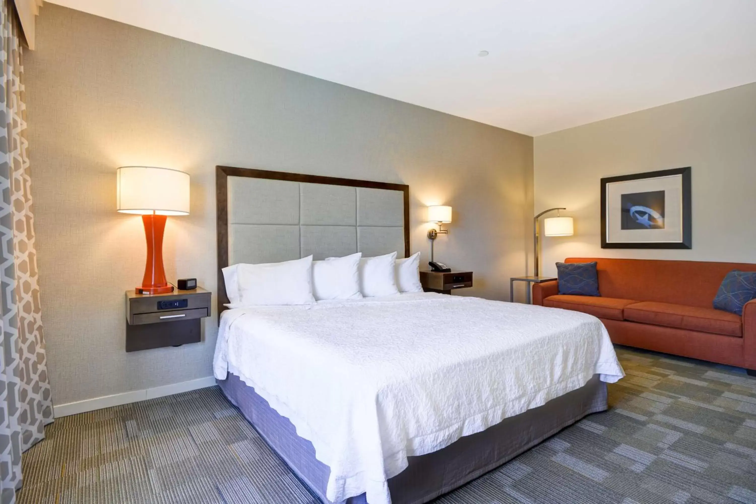 Living room, Bed in Hampton Inn & Suites Dallas/Plano-East