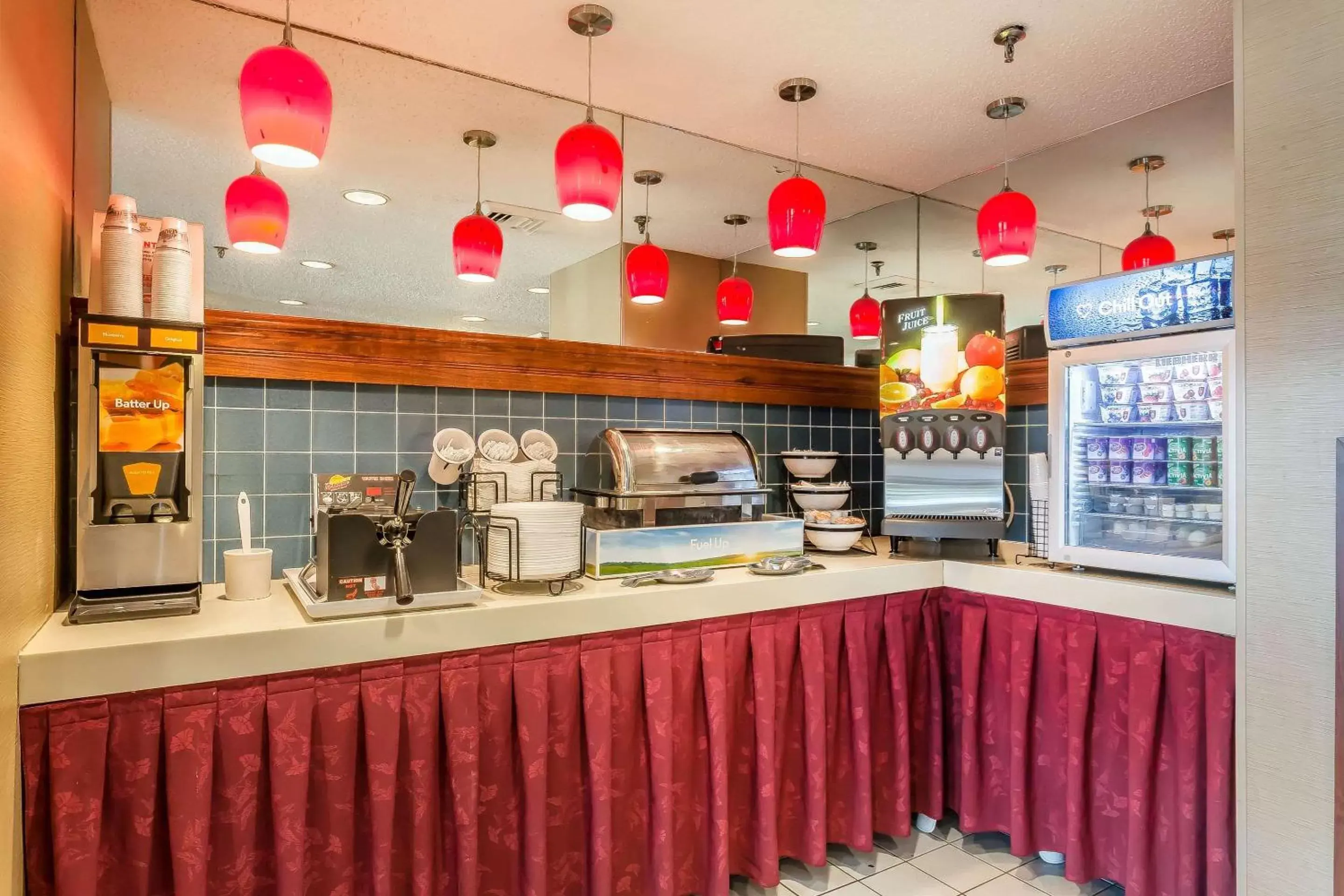 Restaurant/places to eat in Comfort Inn Canton - Hall of Fame Hotel
