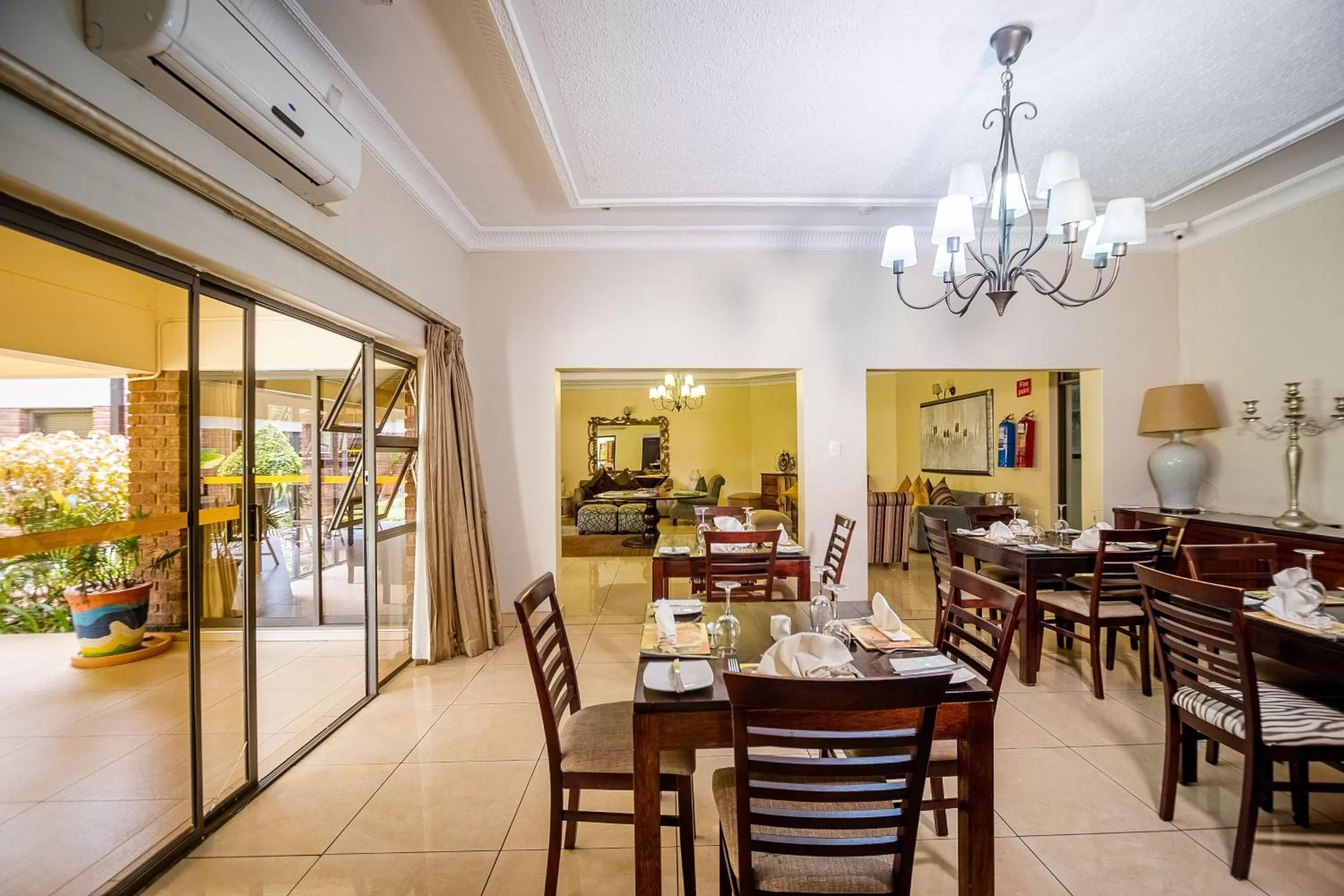 Restaurant/places to eat in The Victoria Falls Deluxe Suites