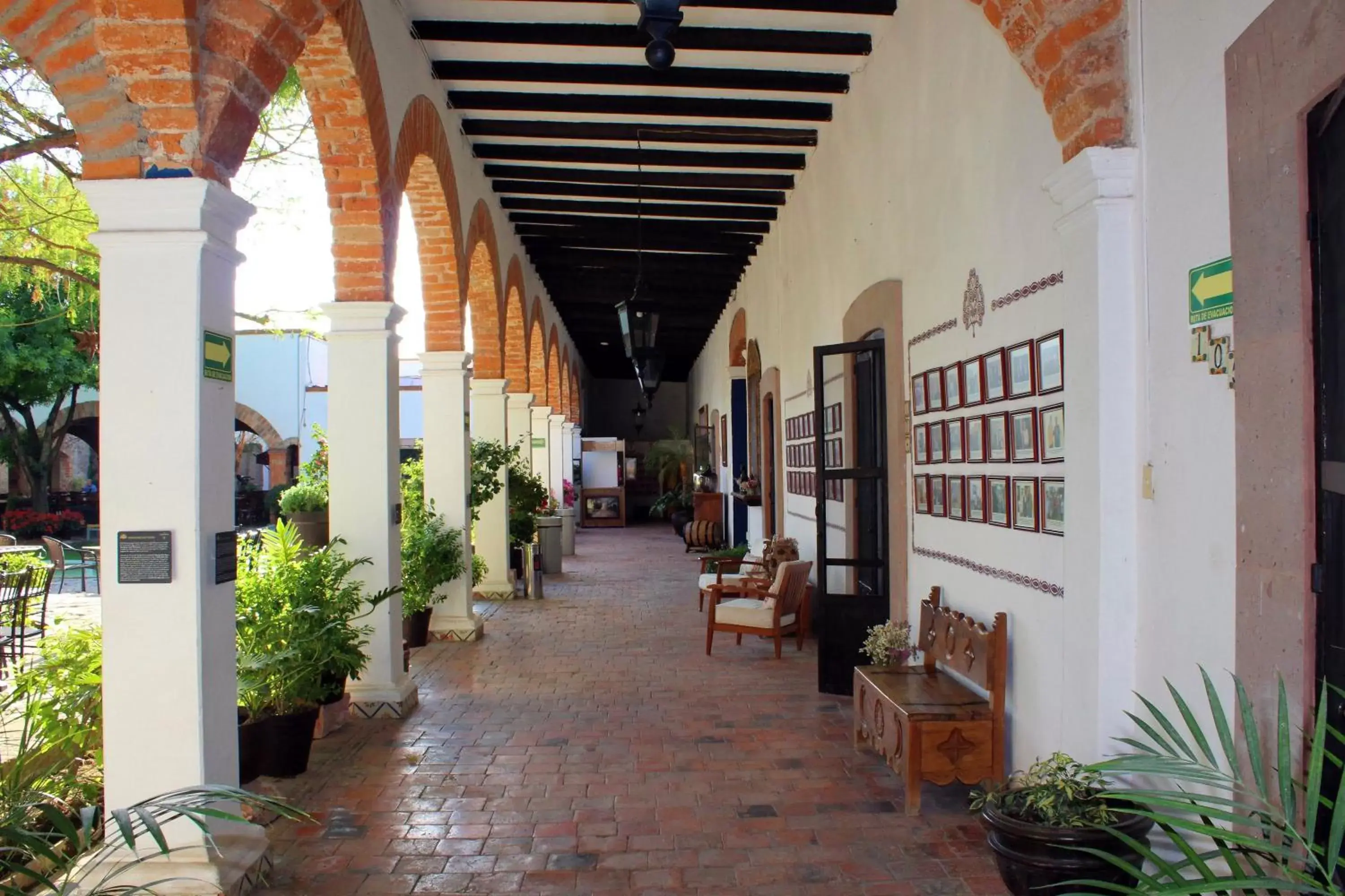 Patio in Hotel Hacienda San Cristóbal