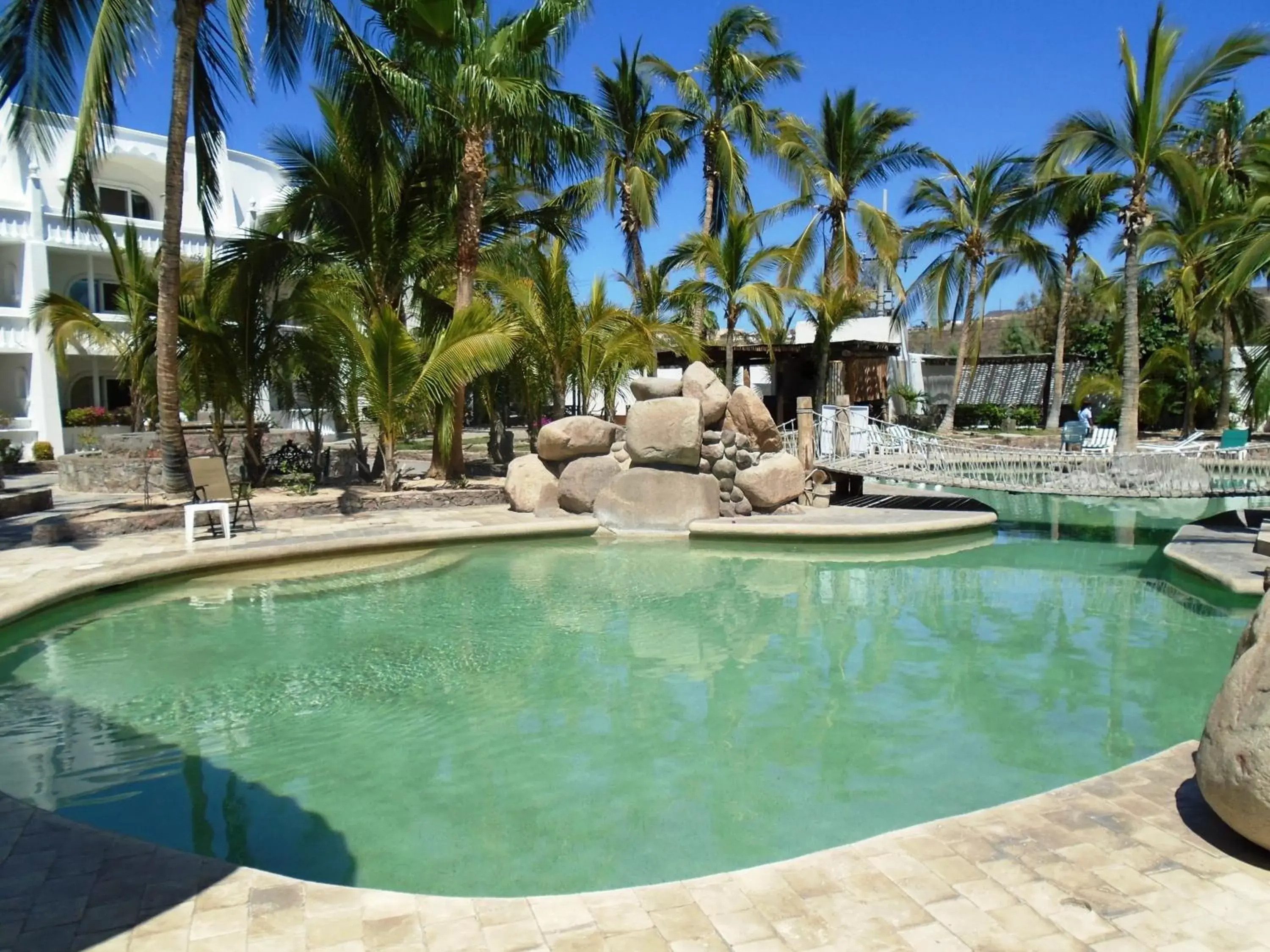 Swimming Pool in Hotel & Suites El Moro