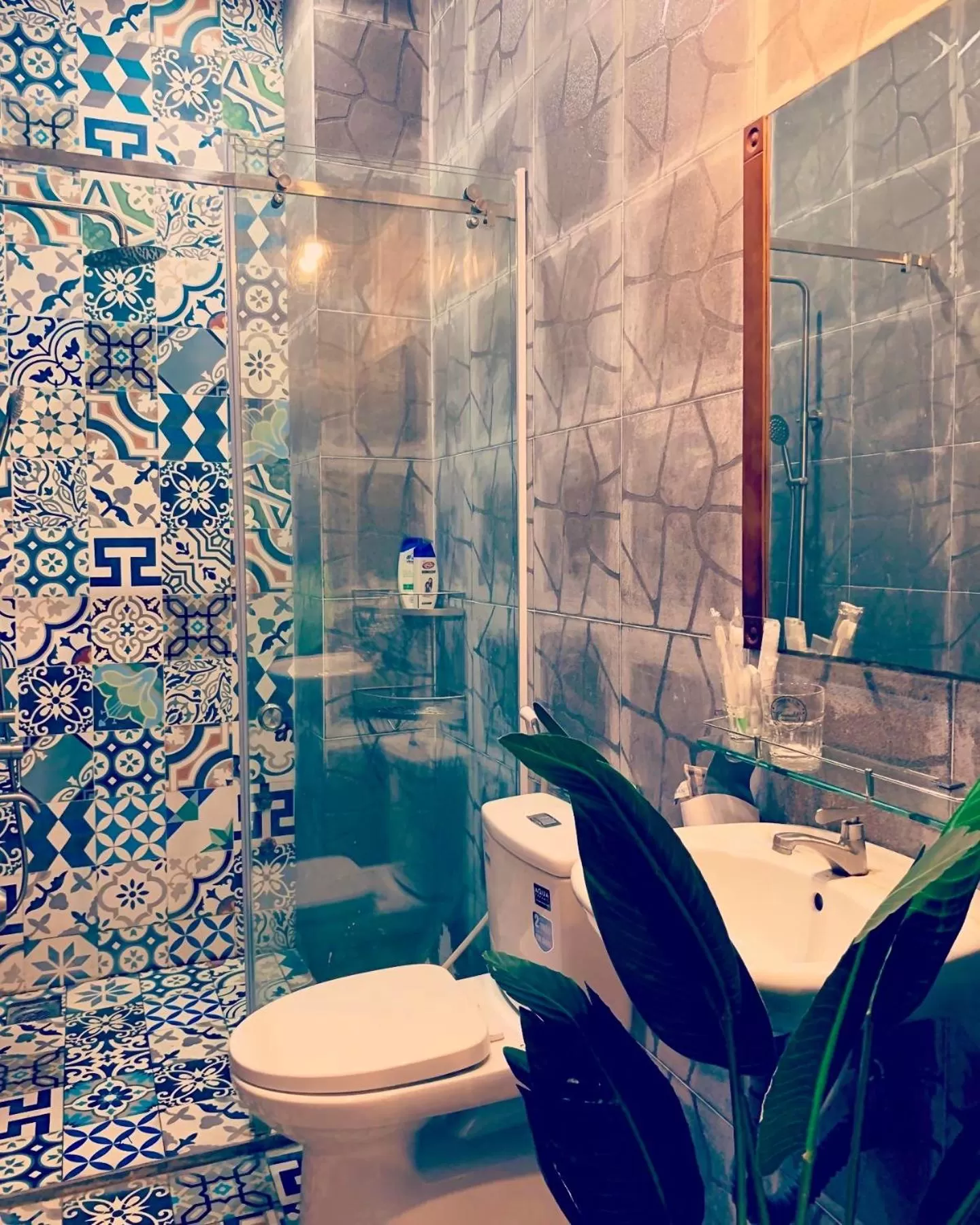 Bathroom in Emerald Boutique Stay 2