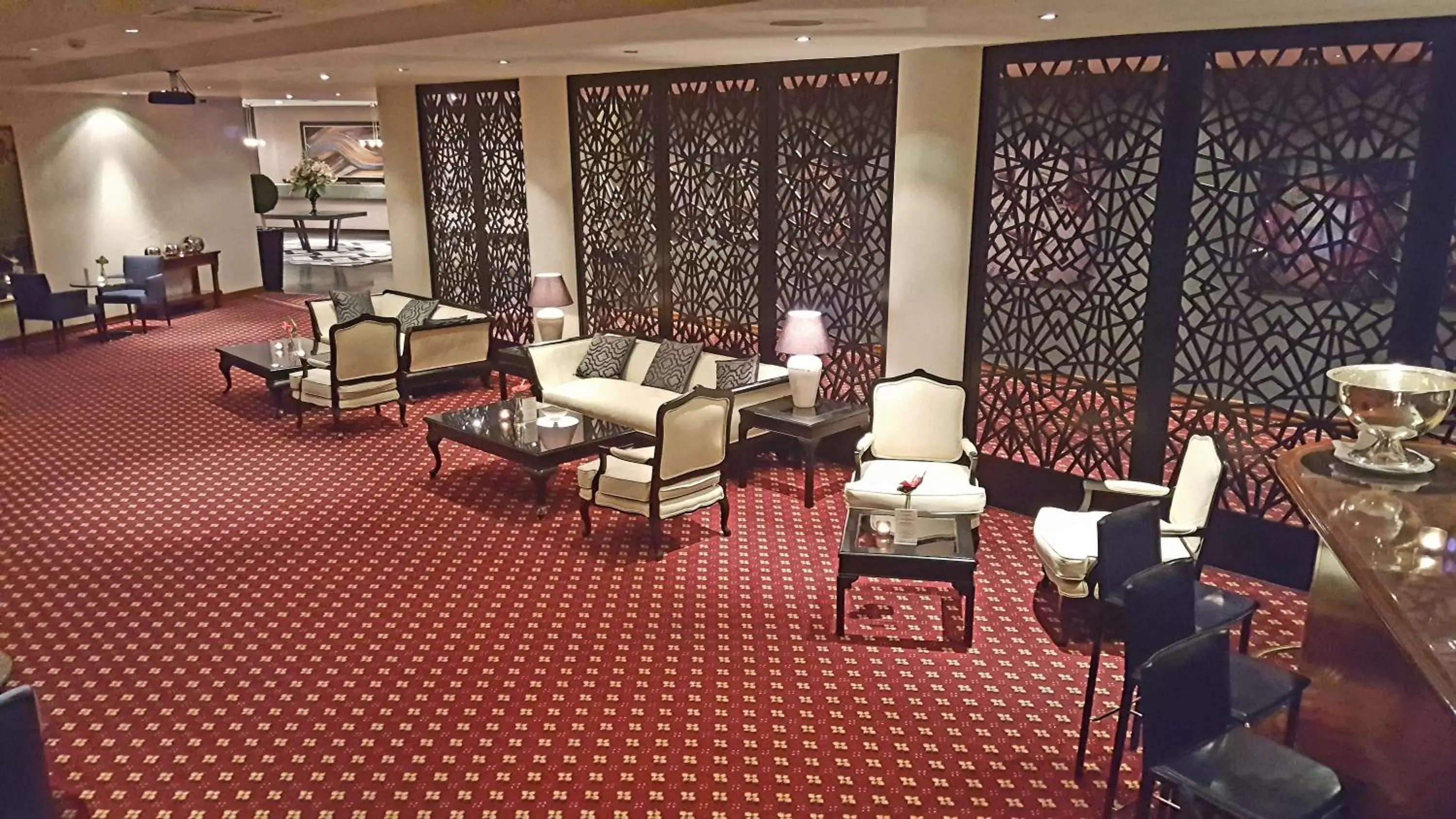 Lounge or bar, Restaurant/Places to Eat in Kalyon Hotel Istanbul