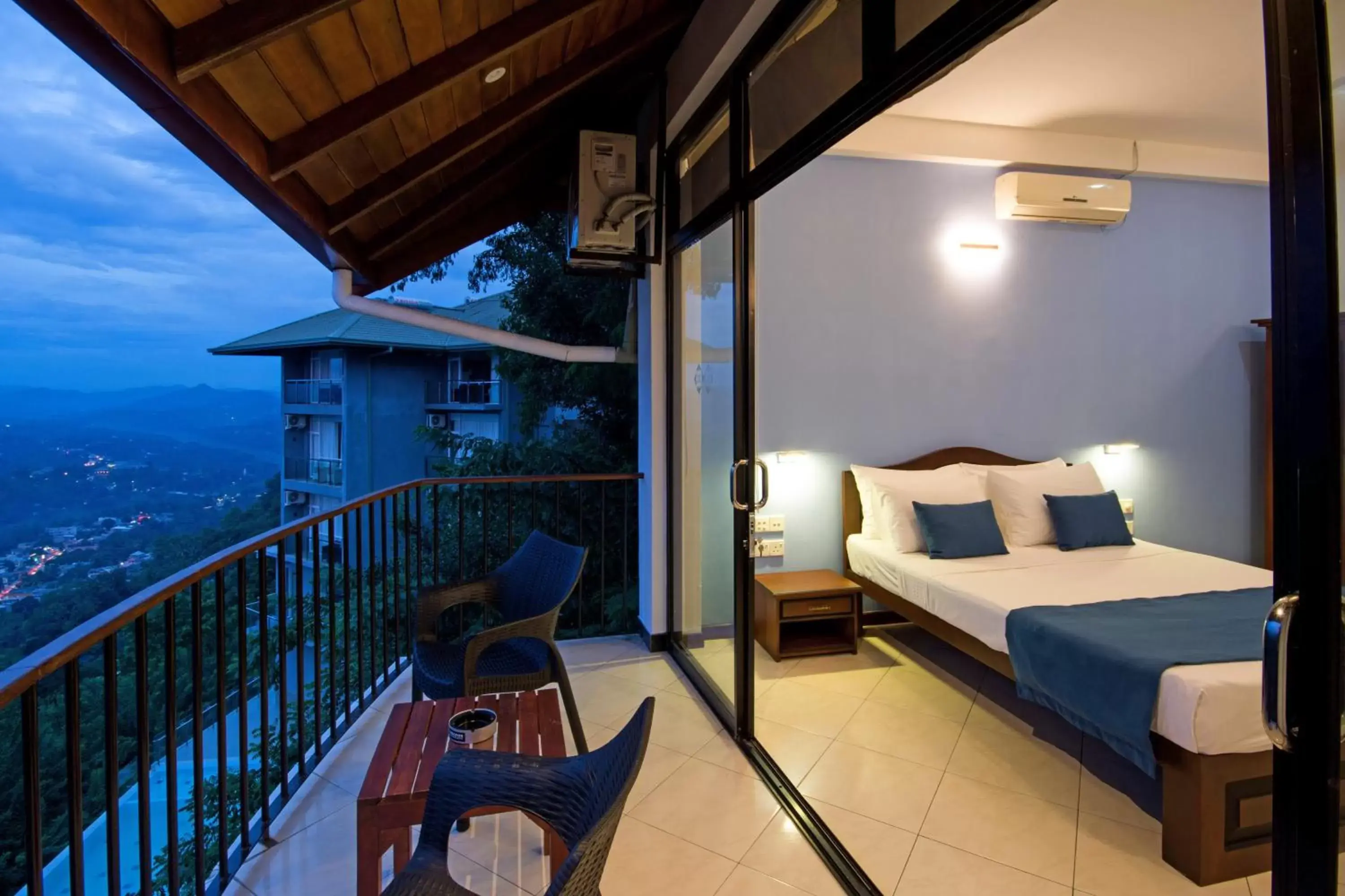 Balcony/Terrace in Ceyloni Panorama Resort