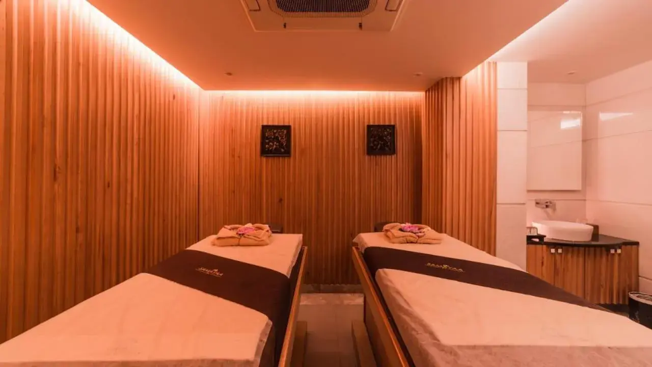 Massage, Bed in Costa Riviera Hotel Massage, Bed in Costa Riviera Hotel