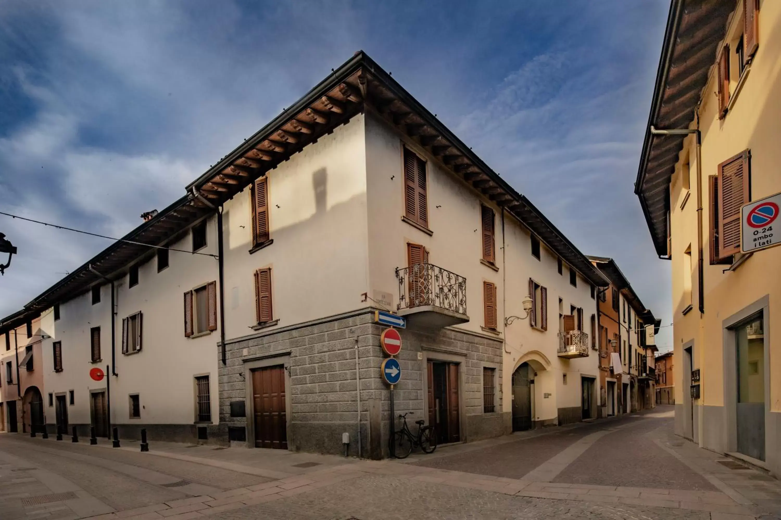 Facade/entrance, Property Building in Centro Storico