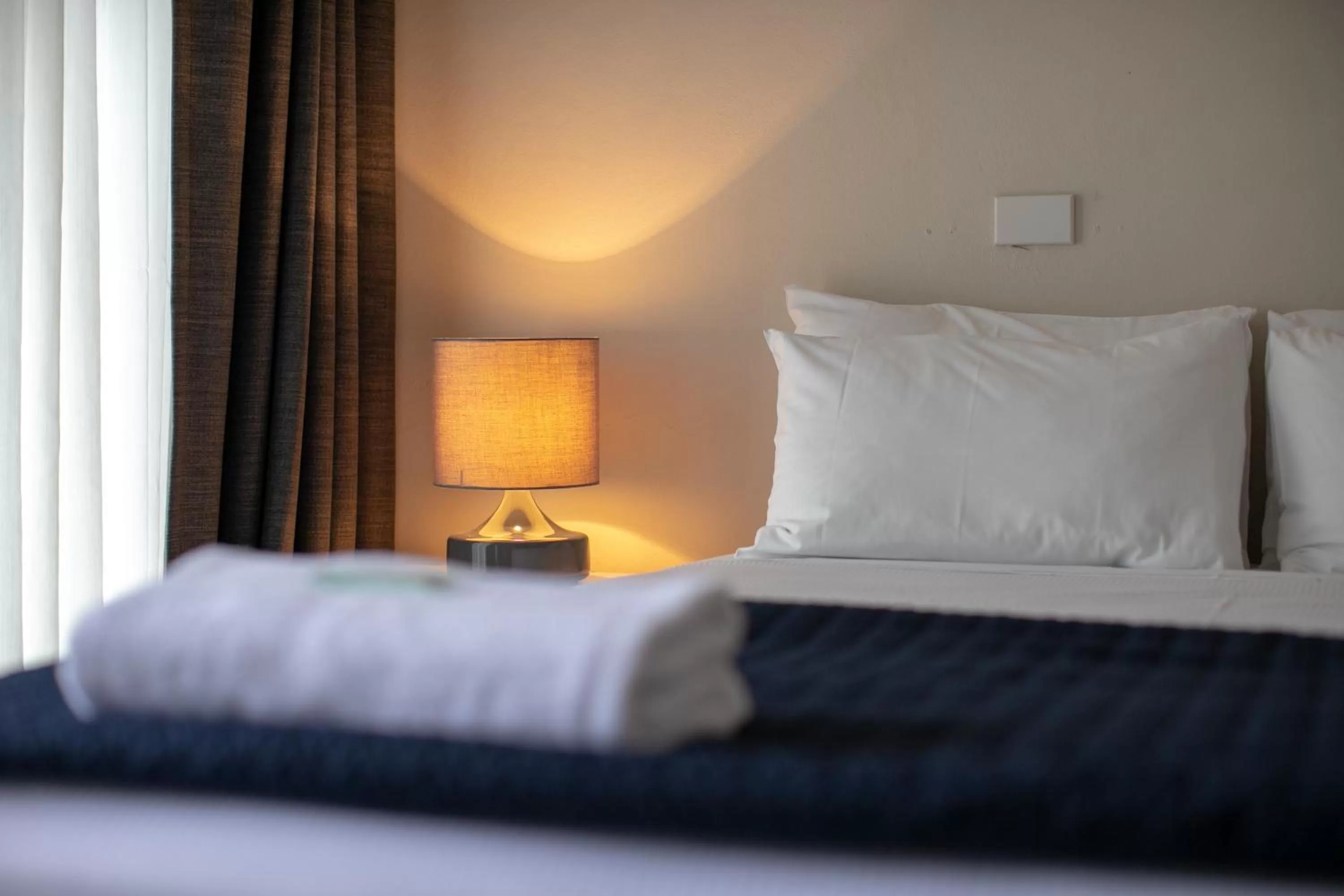 Bed in The Park Hotel Motel, Suffolk Park