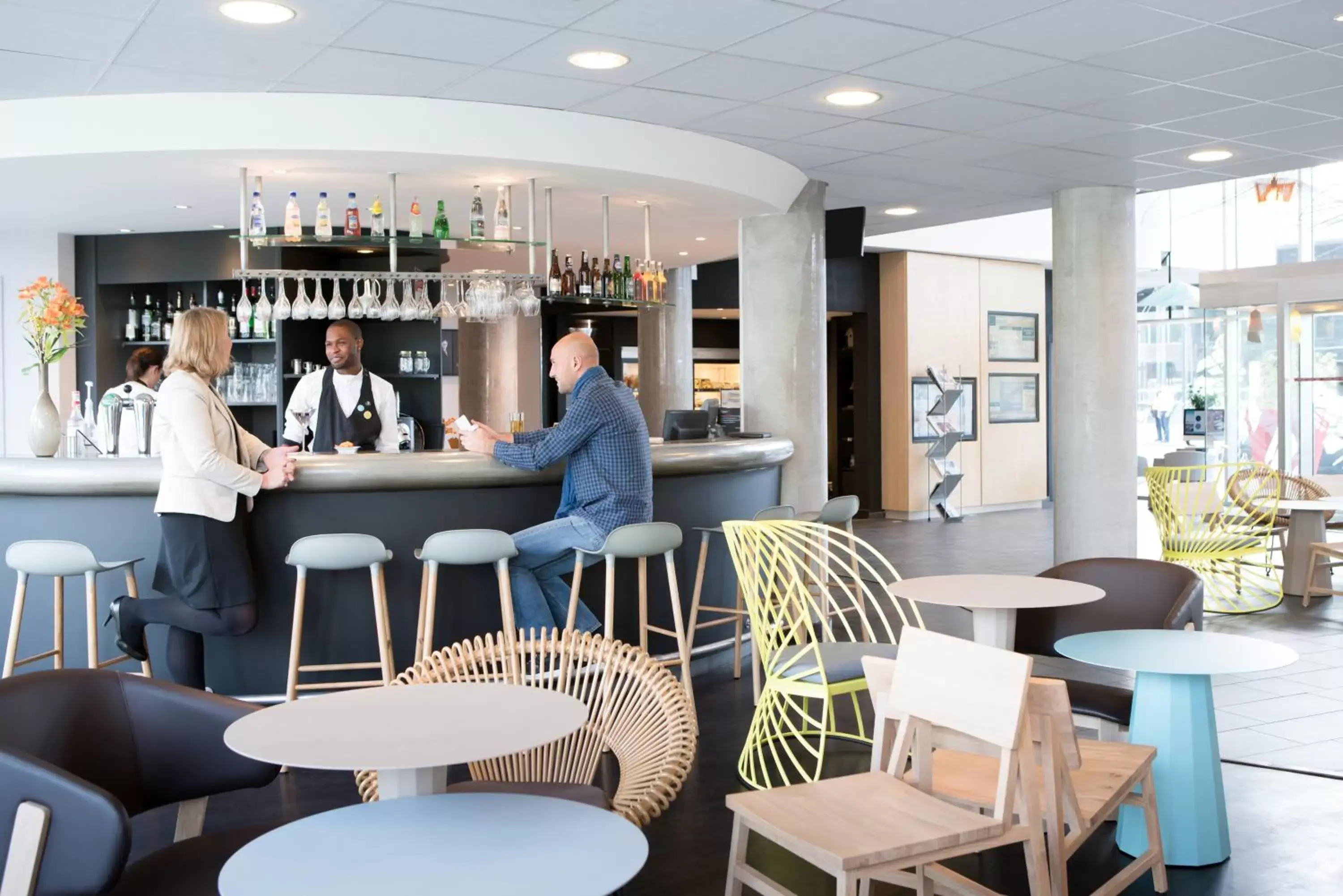 Lounge or bar, Lounge/Bar in Novotel Suites Lille Europe