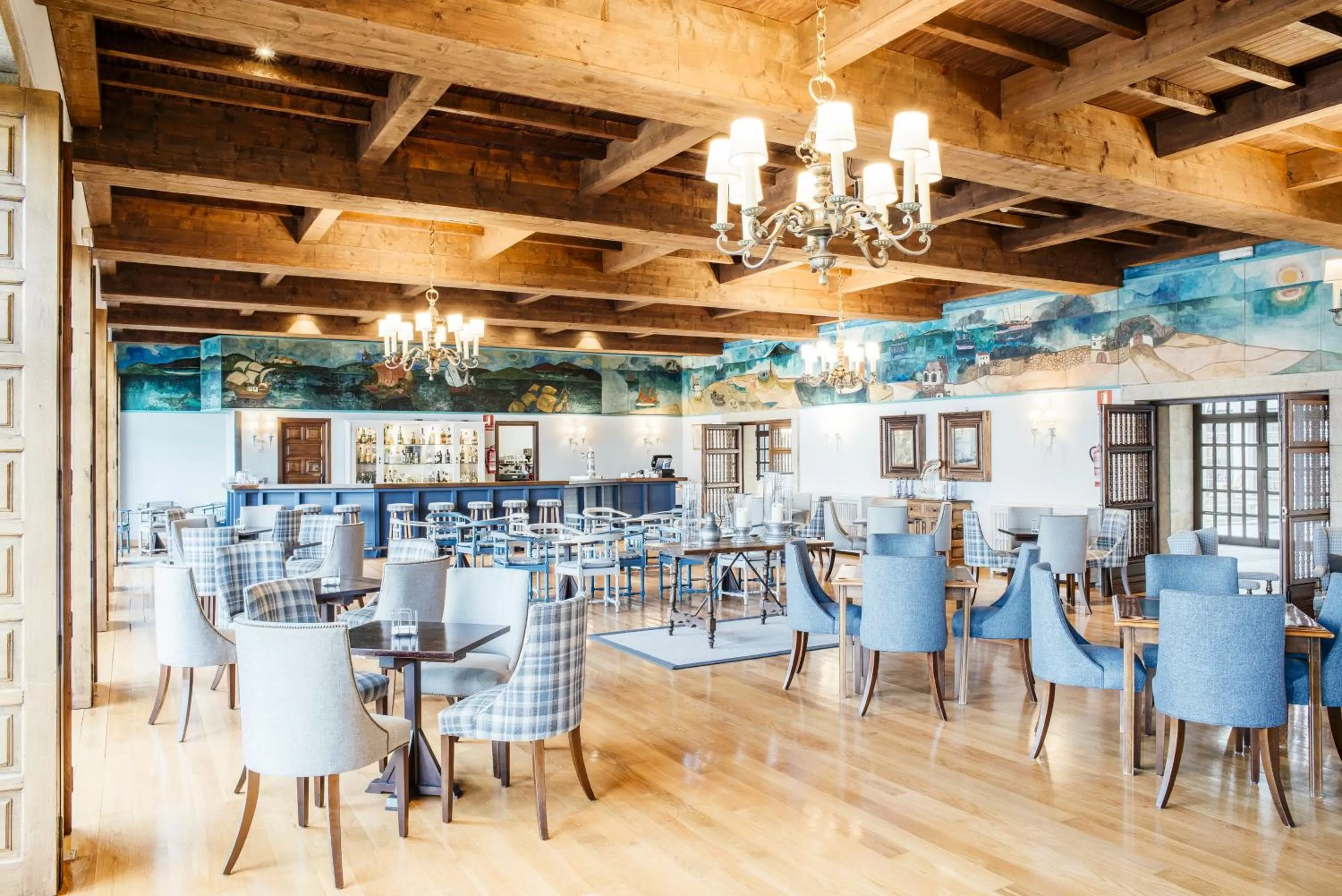 Lounge or bar in Parador de Baiona