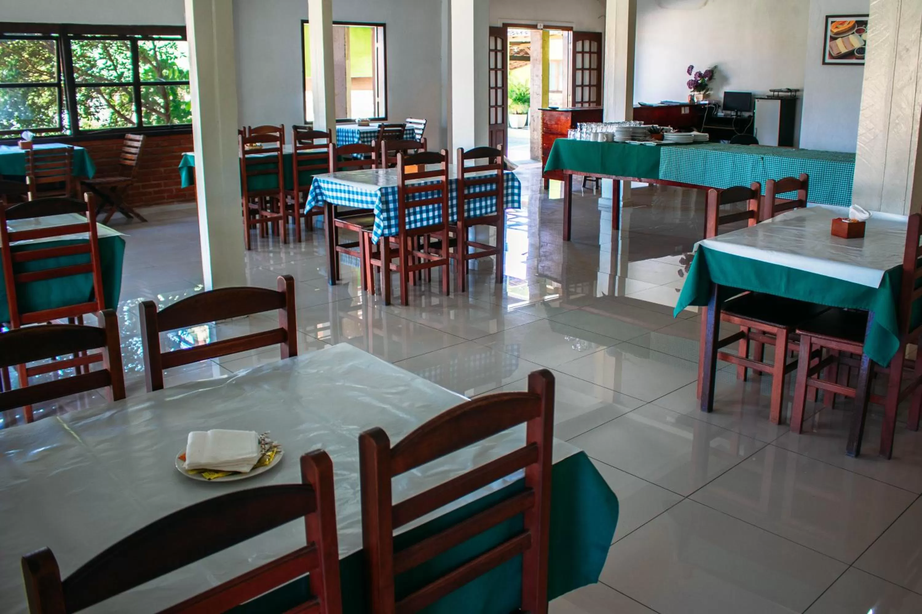 Restaurant/Places to Eat in Pousada Campo Alegre