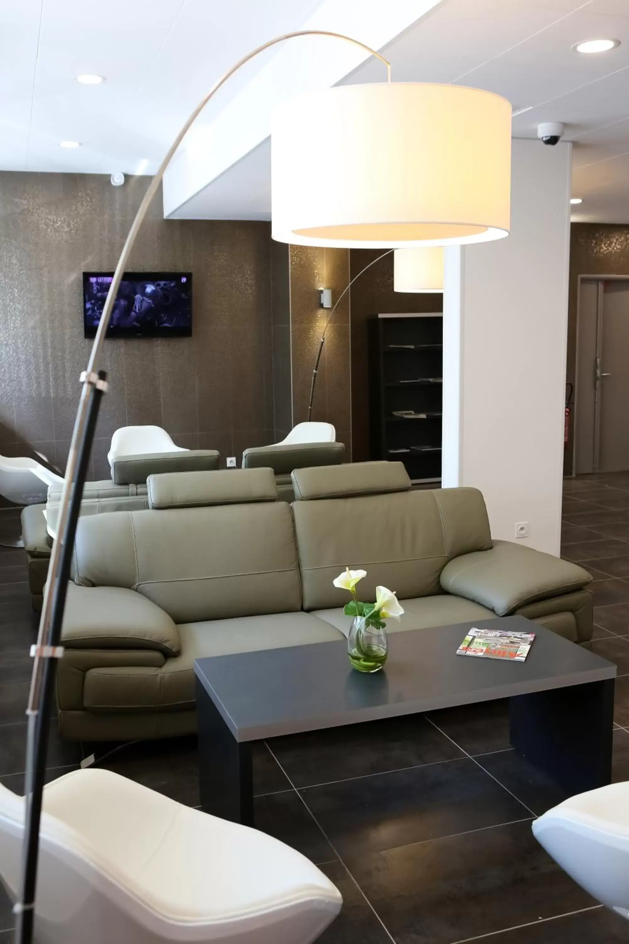 Lobby or reception, Seating Area in All Suites Appart Hôtel Aéroport Paris Orly – Rungis