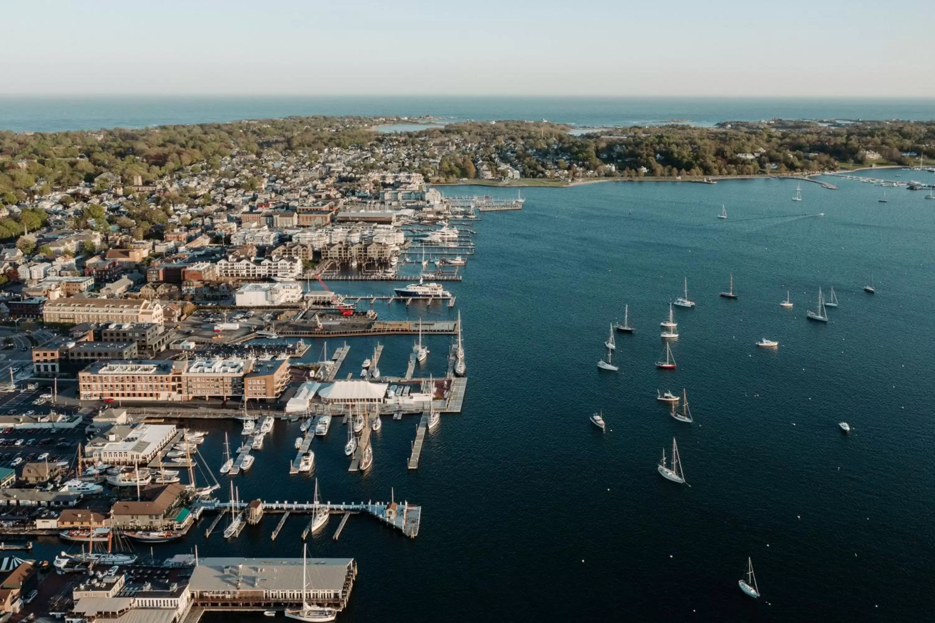 Property building, Bird's-eye View in Newport Marriott Hotel & Spa