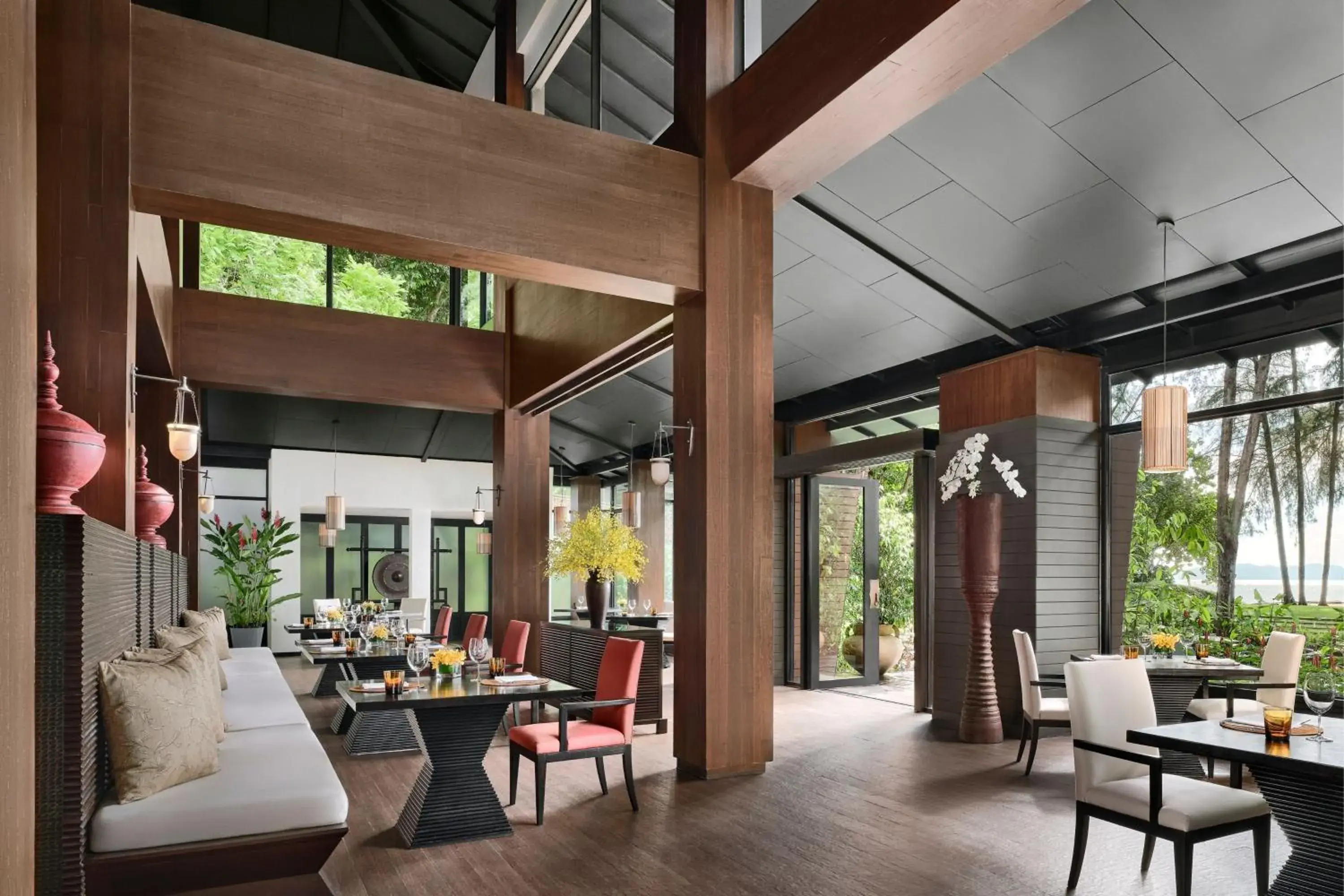 Restaurant/places to eat, Seating Area in Phulay Bay, A Ritz-Carlton Reserve