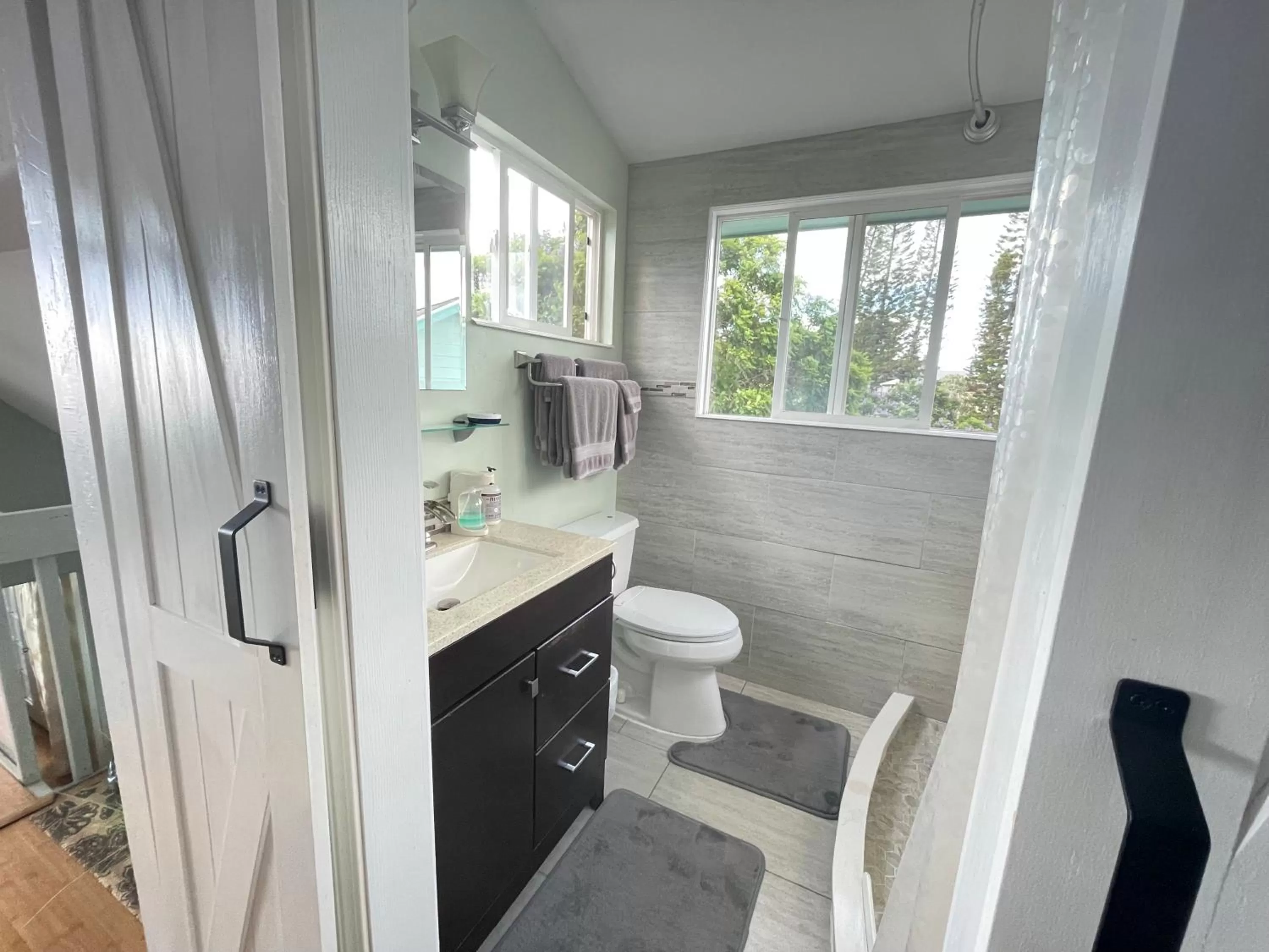 Property building, Bathroom in Ha'le Kiana