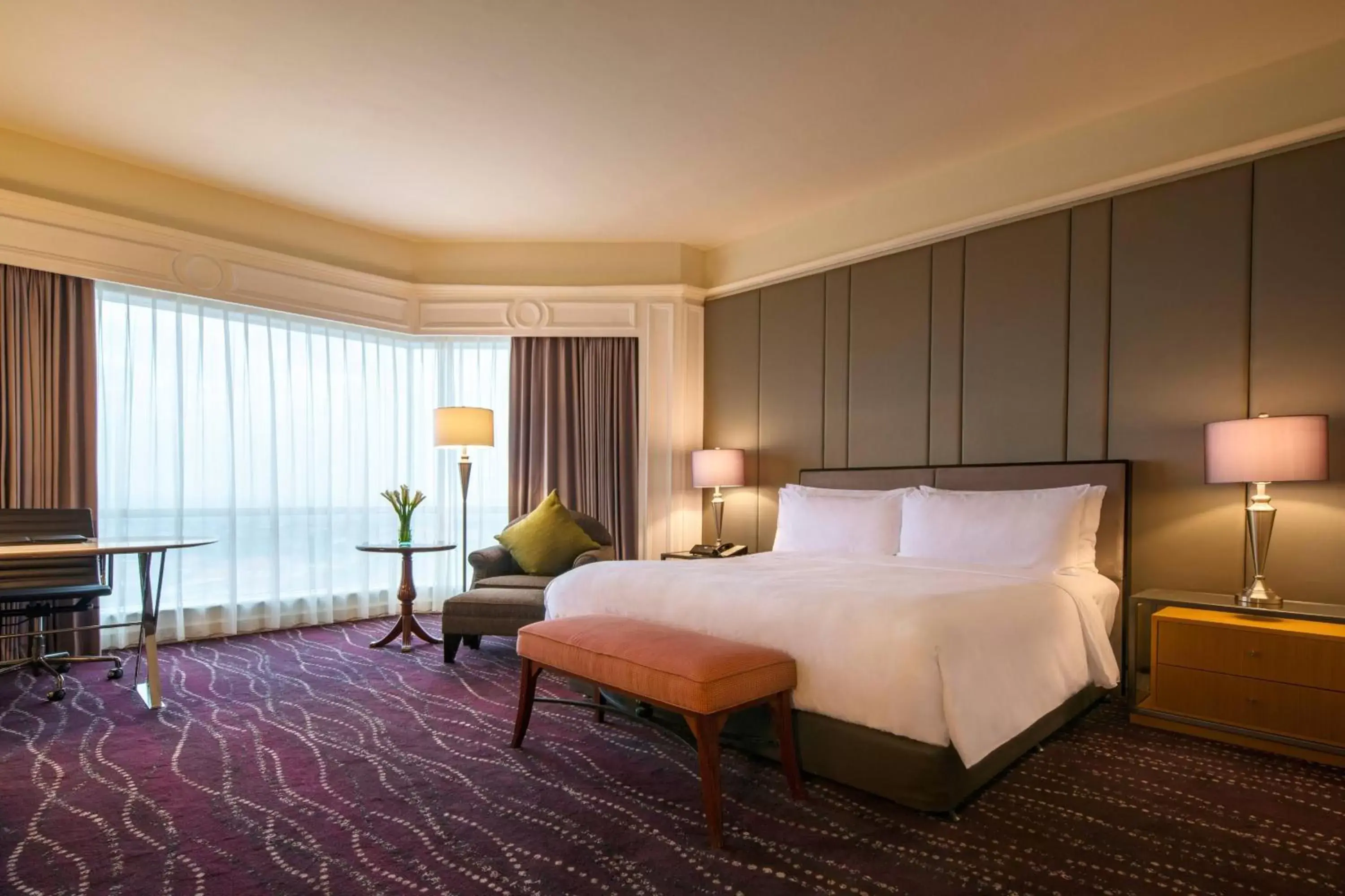 Bedroom, Bed in JW Marriott Hotel Surabaya