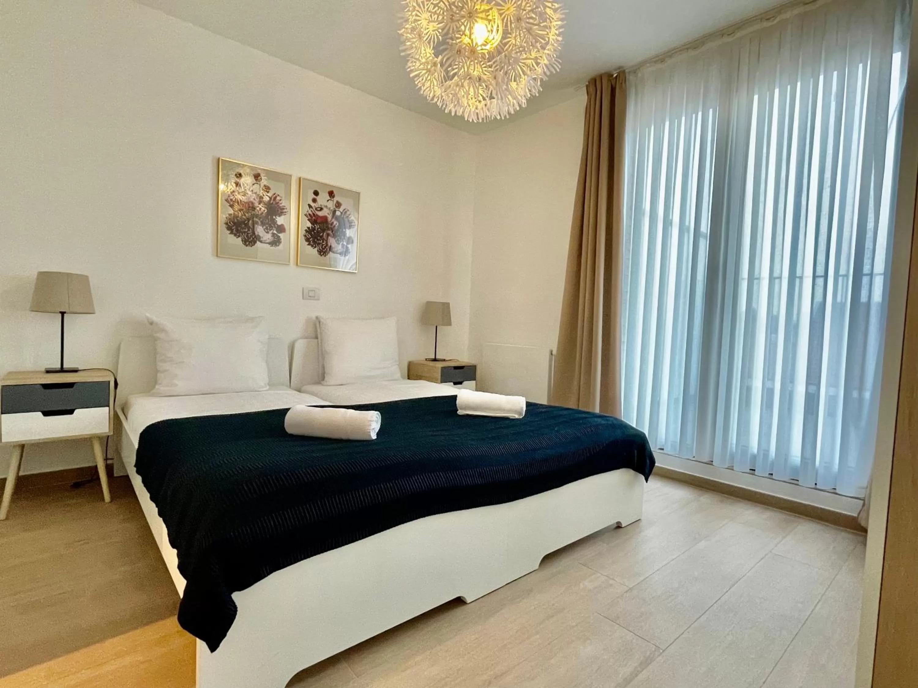 Bedroom, Bed in OneLuxStay near Diamond District