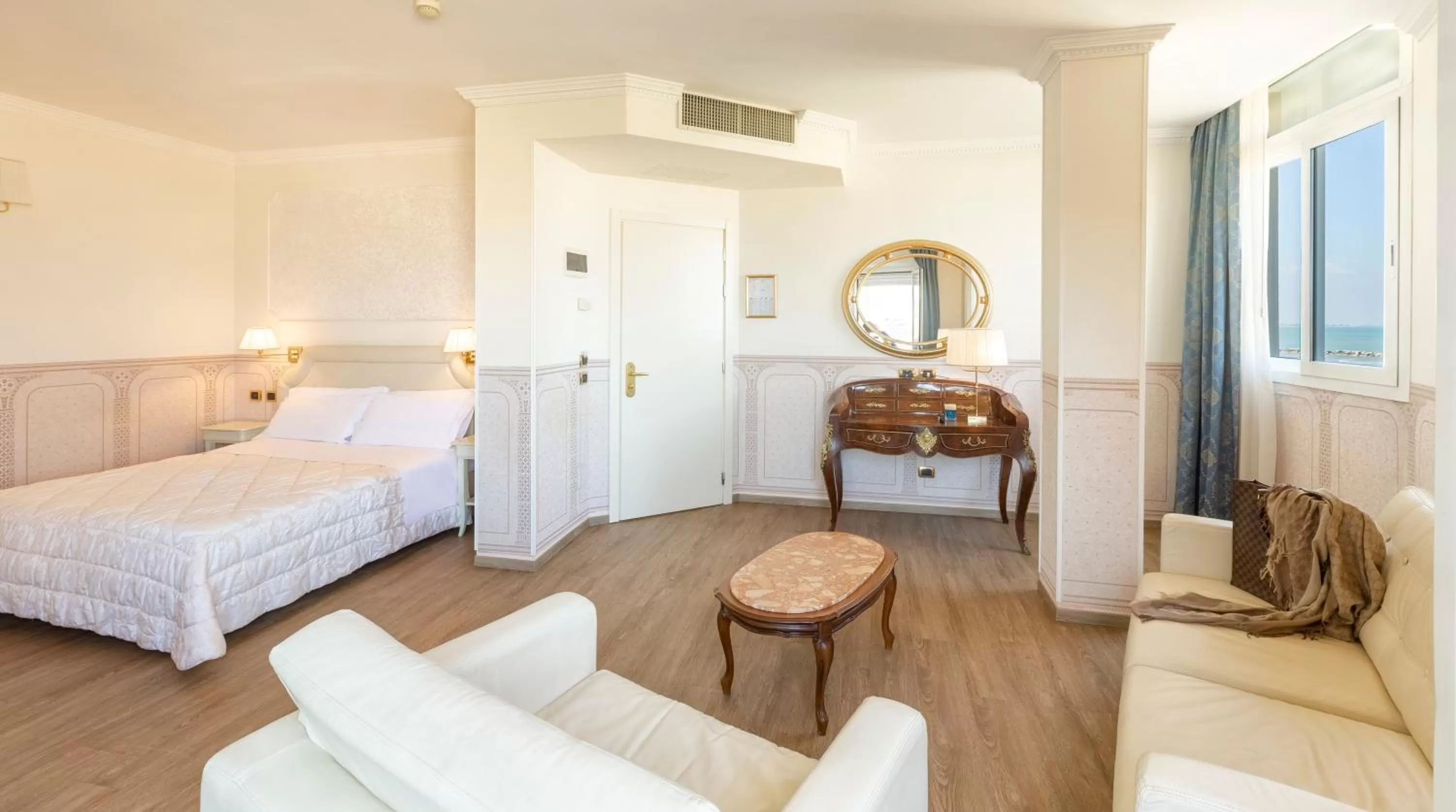 Bedroom, Bed in Hotel Baia Imperiale