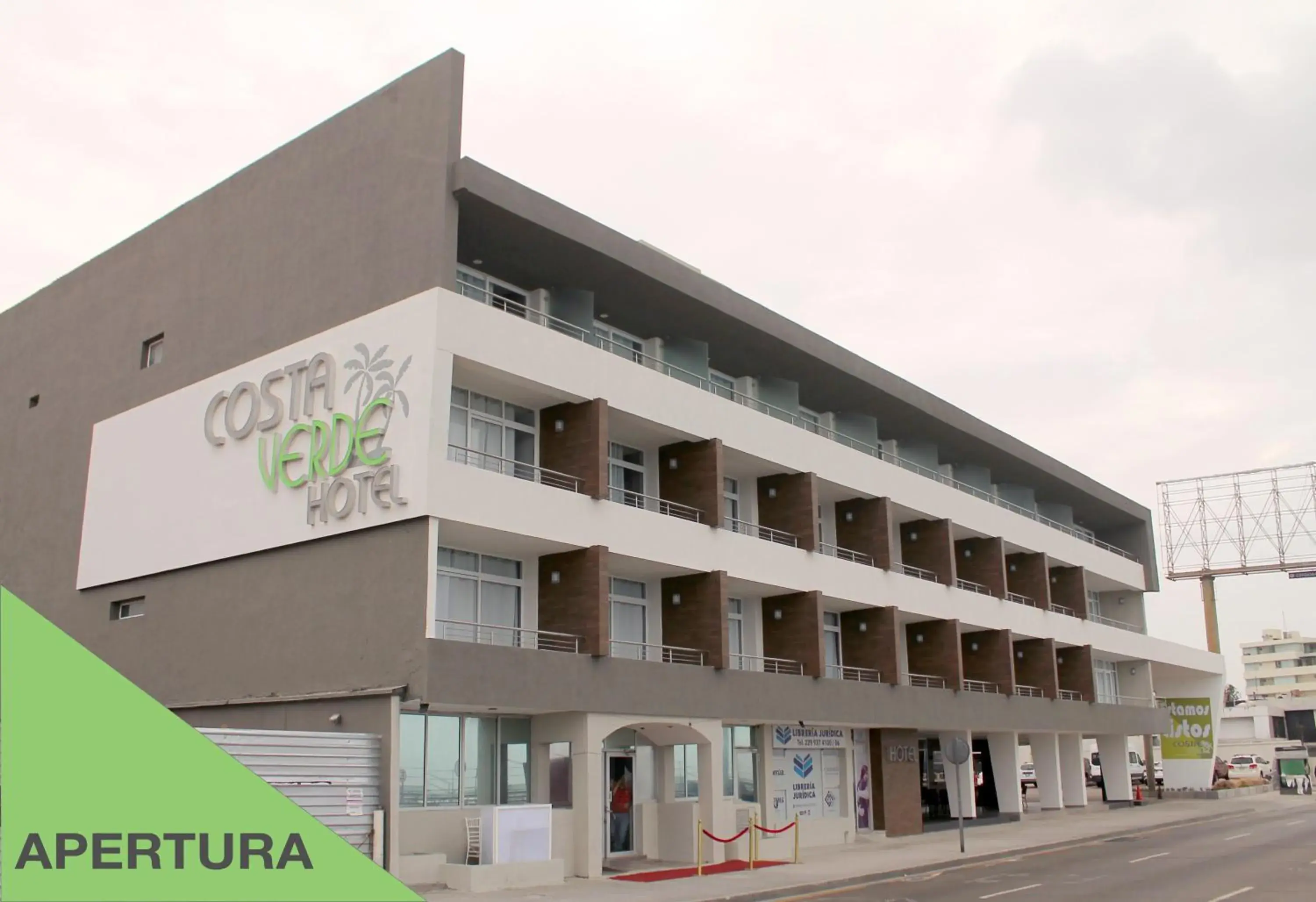 Facade/entrance, Property Building in Hotel Costa Verde