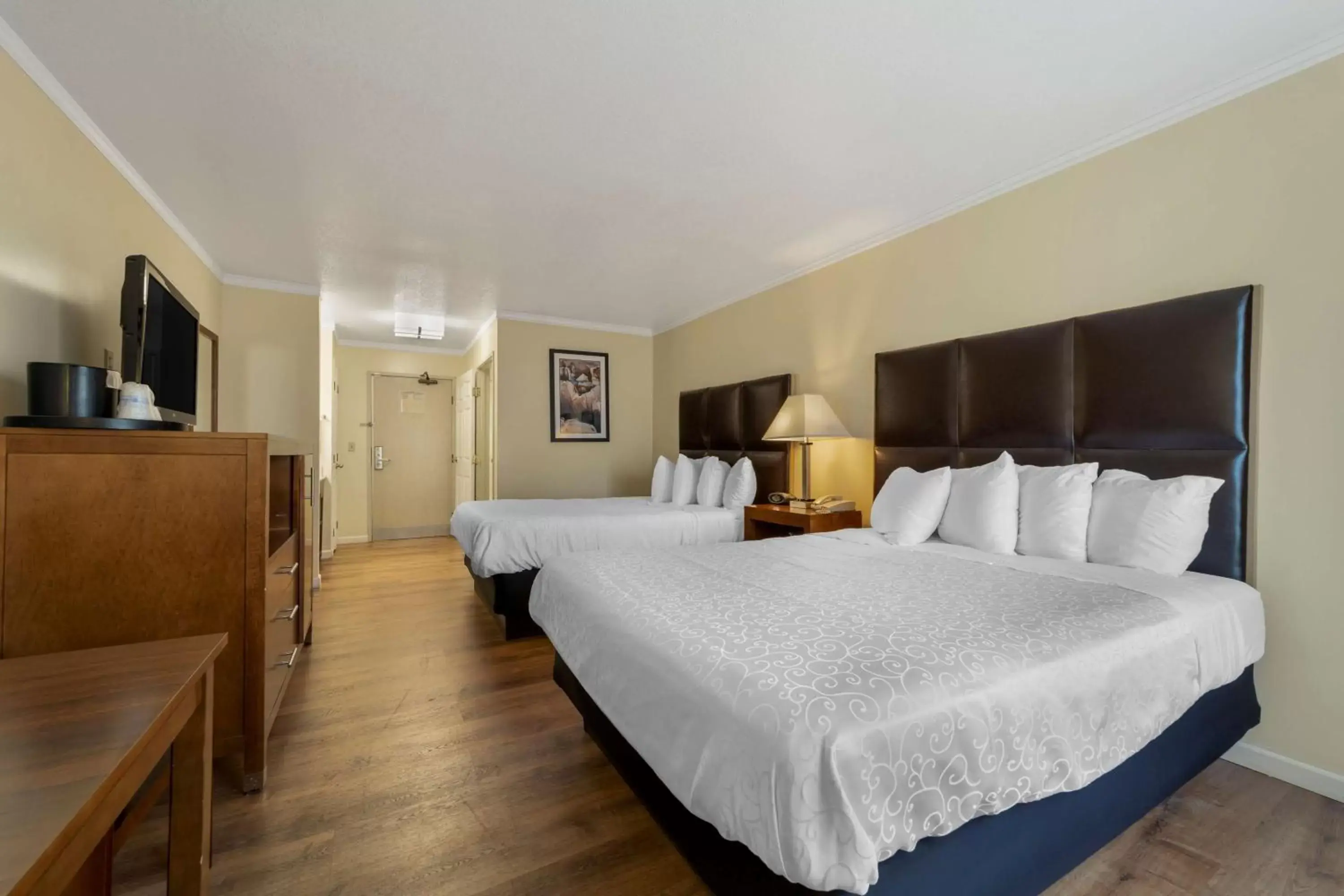 Bedroom, Bed in Best Western Plus Northwoods Inn