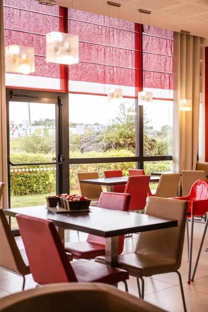 Restaurant/Places to Eat in ibis Guingamp