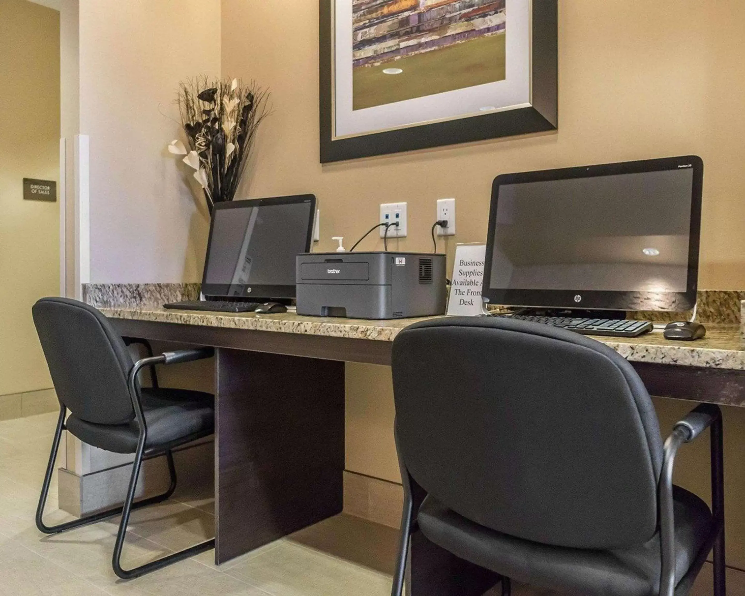 On site, Business Area/Conference Room in Comfort Inn & Suites Edmonton International Airport