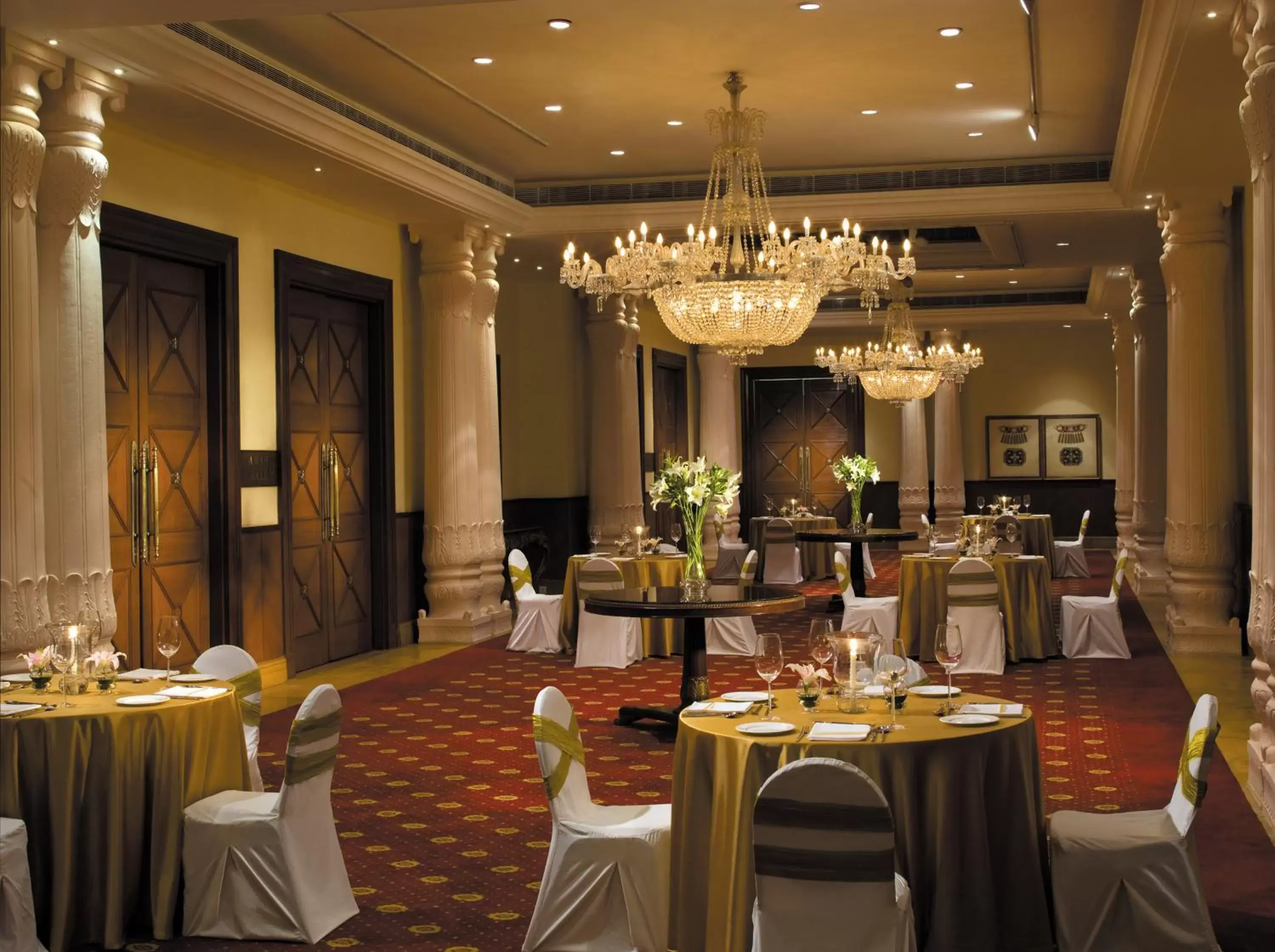 Restaurant/places to eat in Taj Hari Mahal Jodhpur Restaurant/places to eat in Taj Hari Mahal Jodhpur