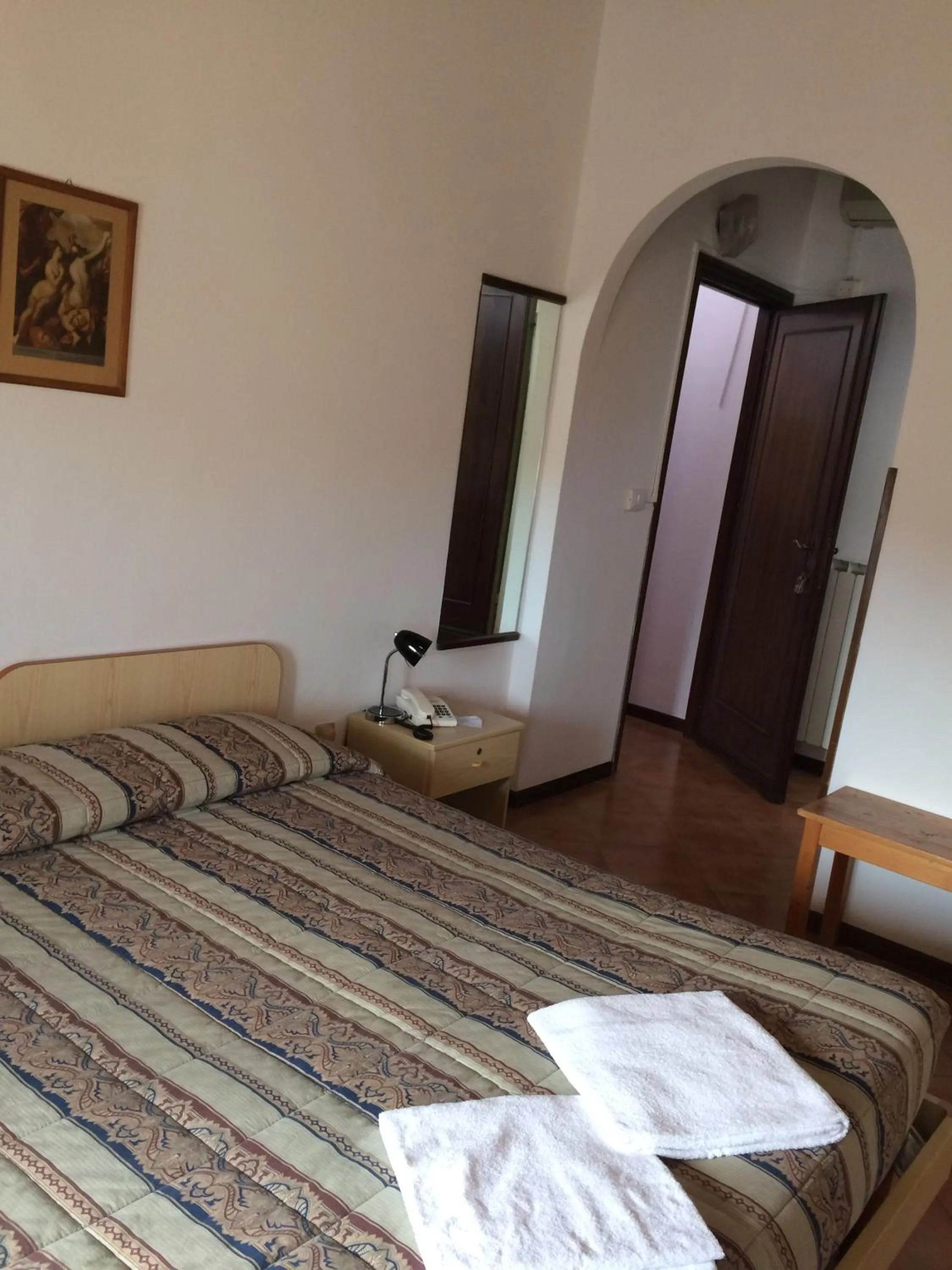 Double Room in Hotel Bodoni