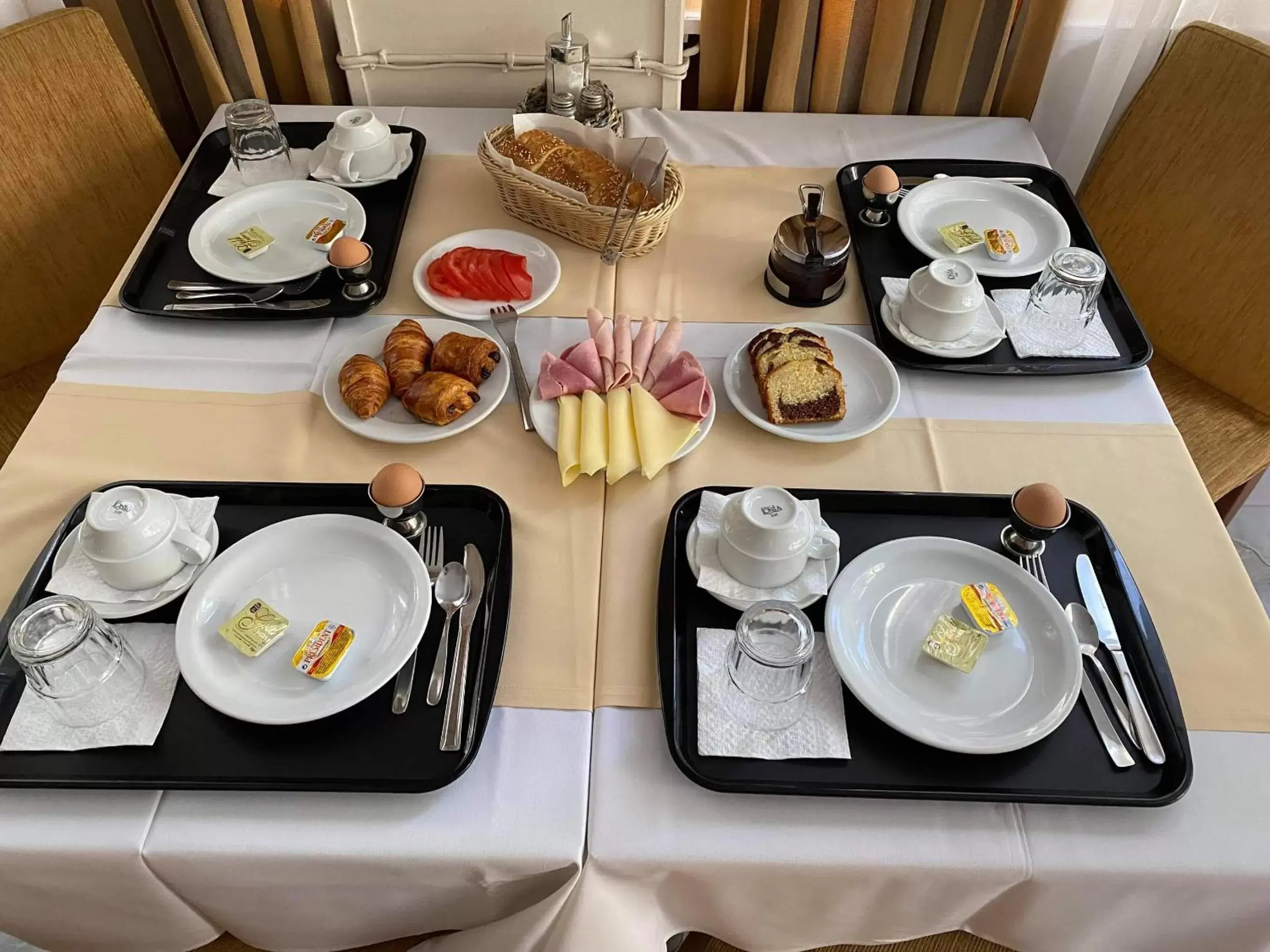 Food and drinks, Breakfast in Adam's Hotel