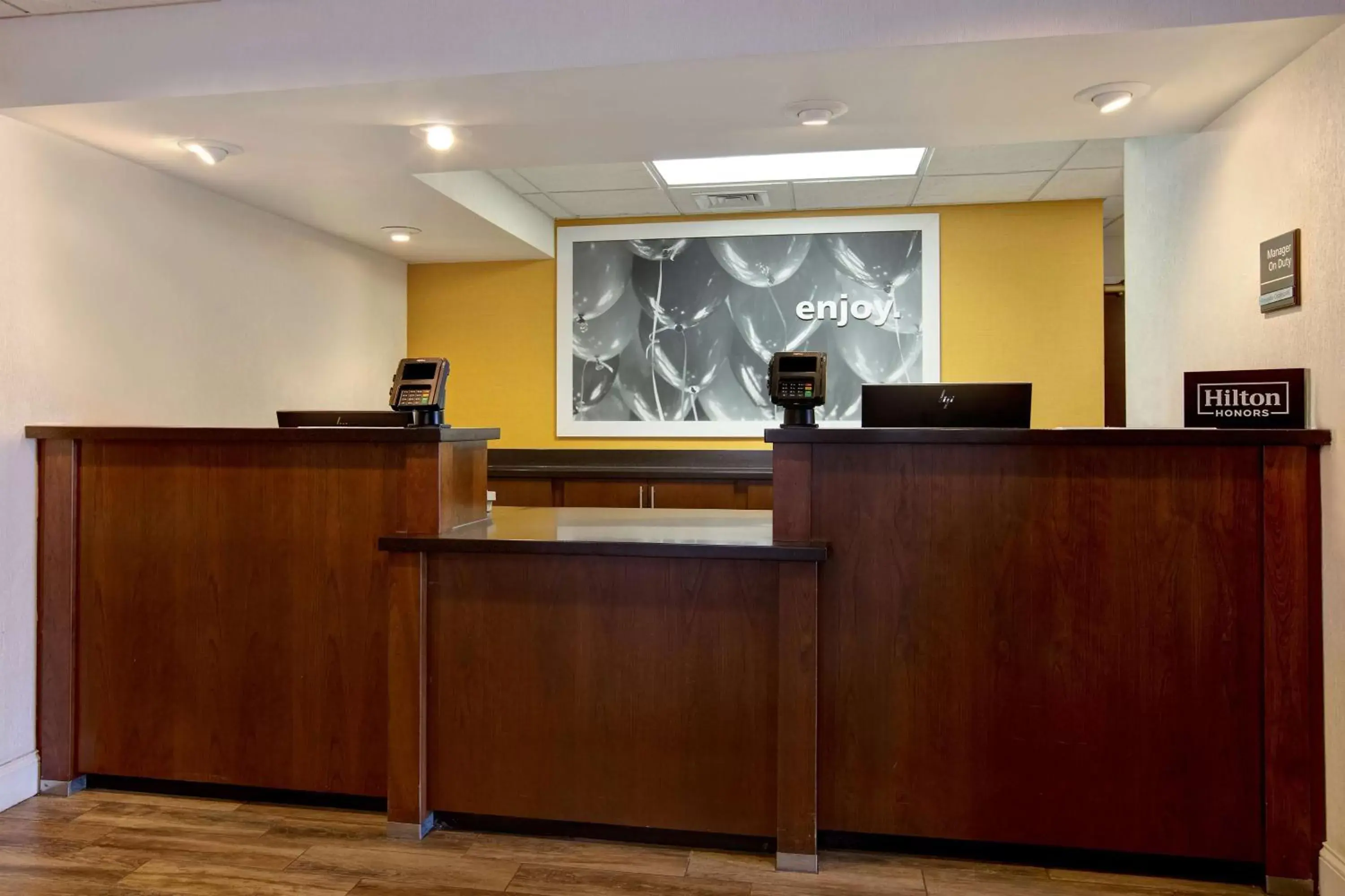 Lobby or reception in Hampton Inn Fort Wayne-Southwest Lobby or reception in Hampton Inn Fort Wayne-Southwest