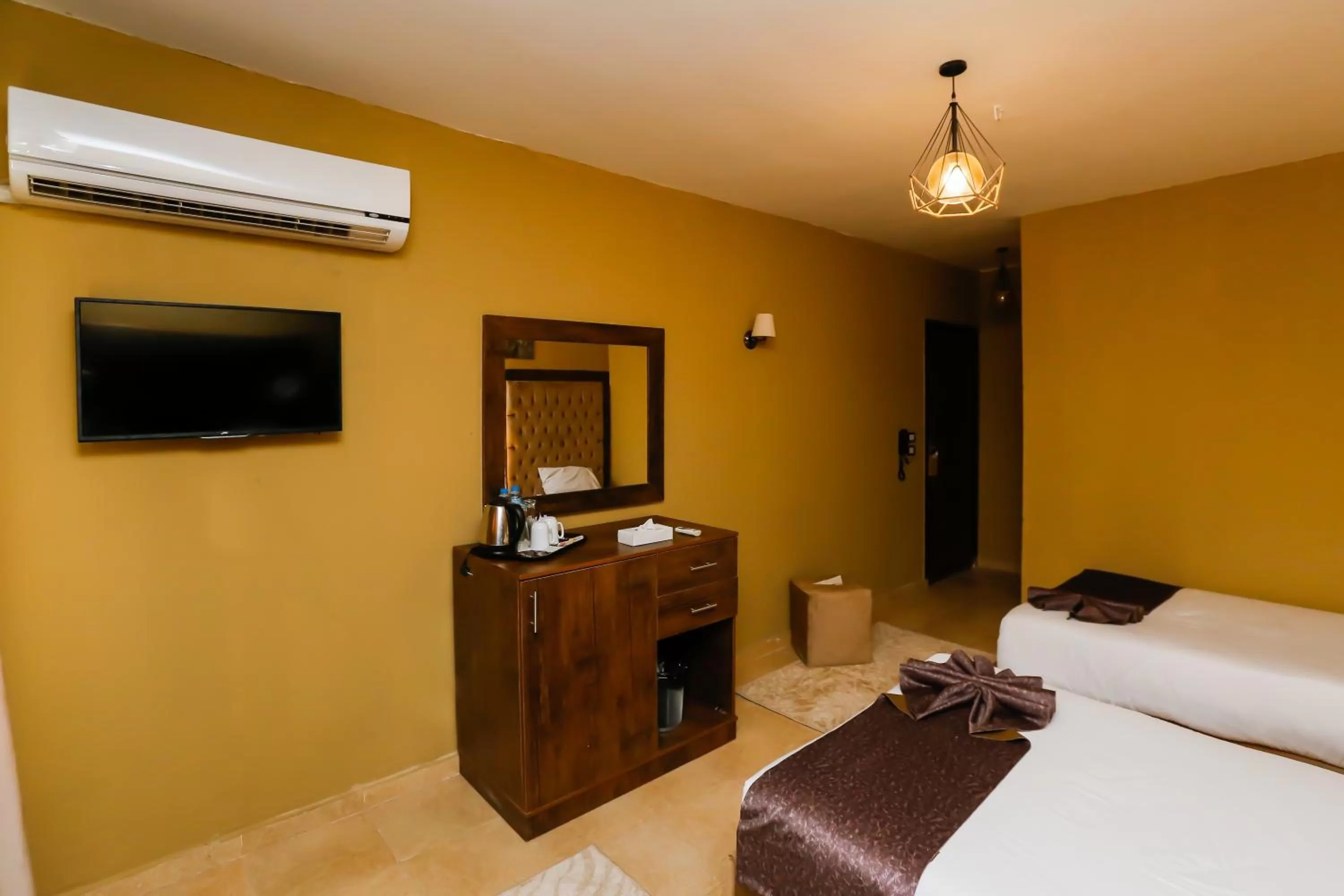 TV and multimedia, TV/Entertainment Center in King Cheops Inn - Pyramid View