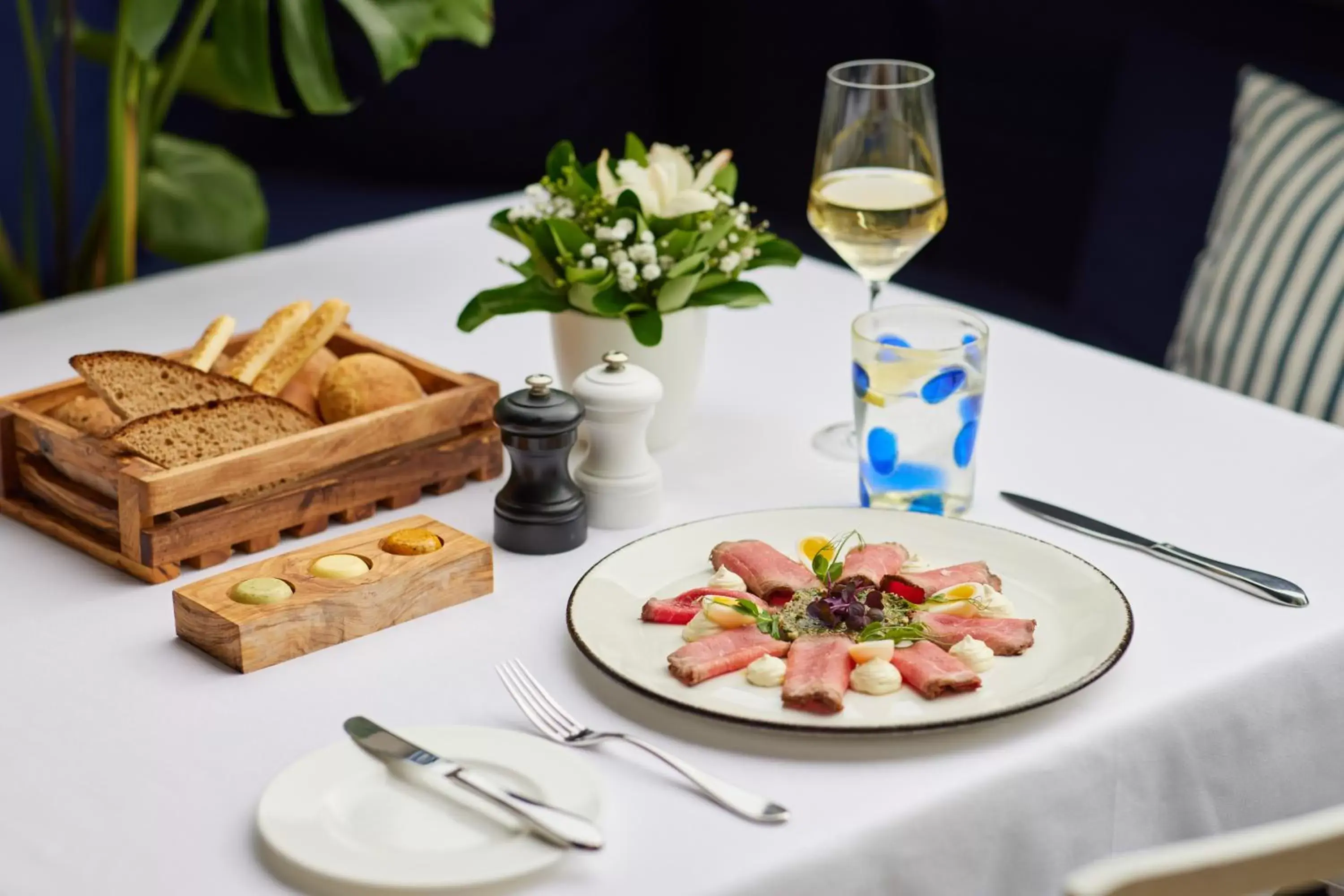 Restaurant/places to eat in Regent Porto Montenegro Restaurant/places to eat in Regent Porto Montenegro