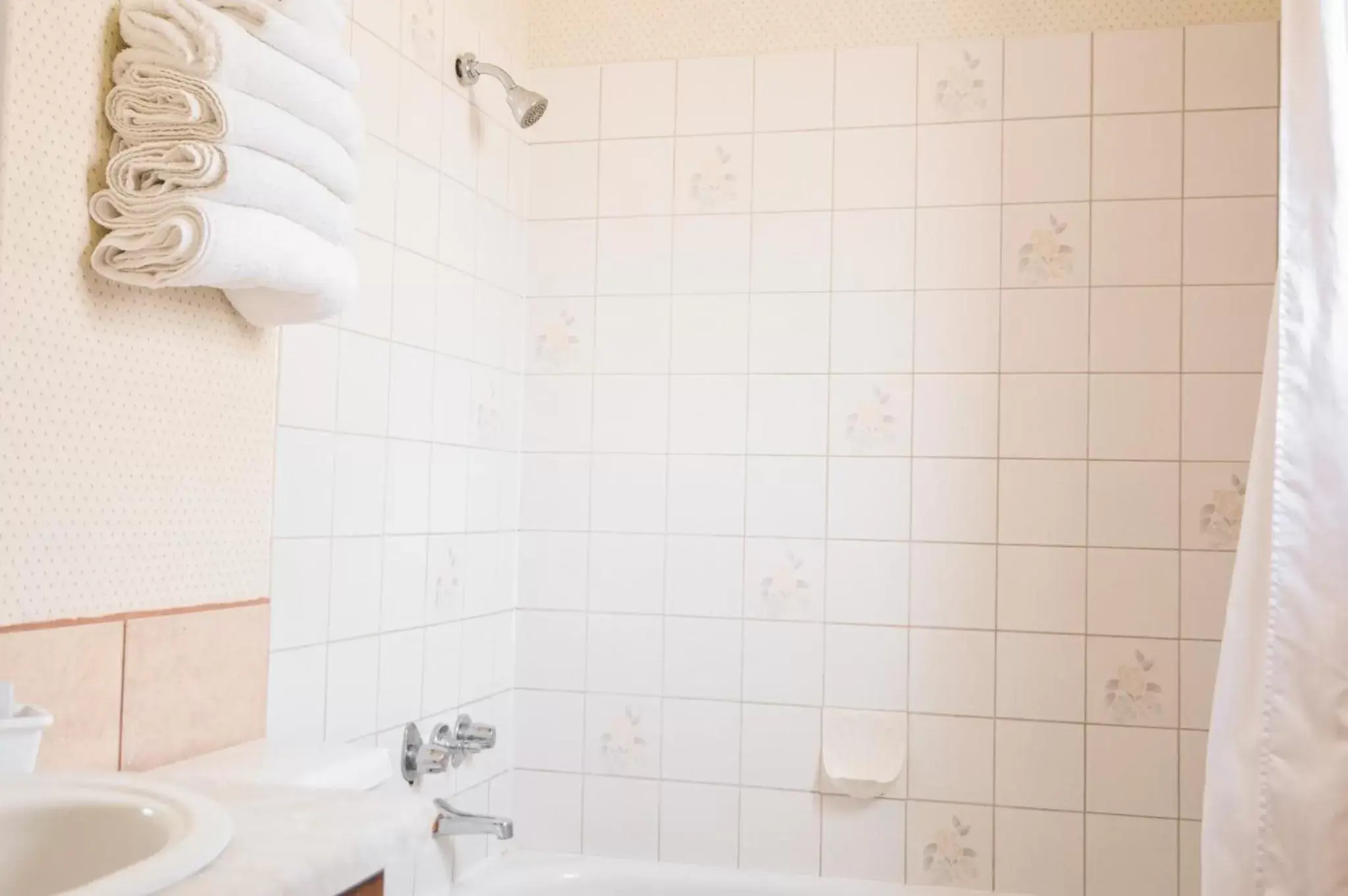 Bathroom in Shoreline Resort Condominiums