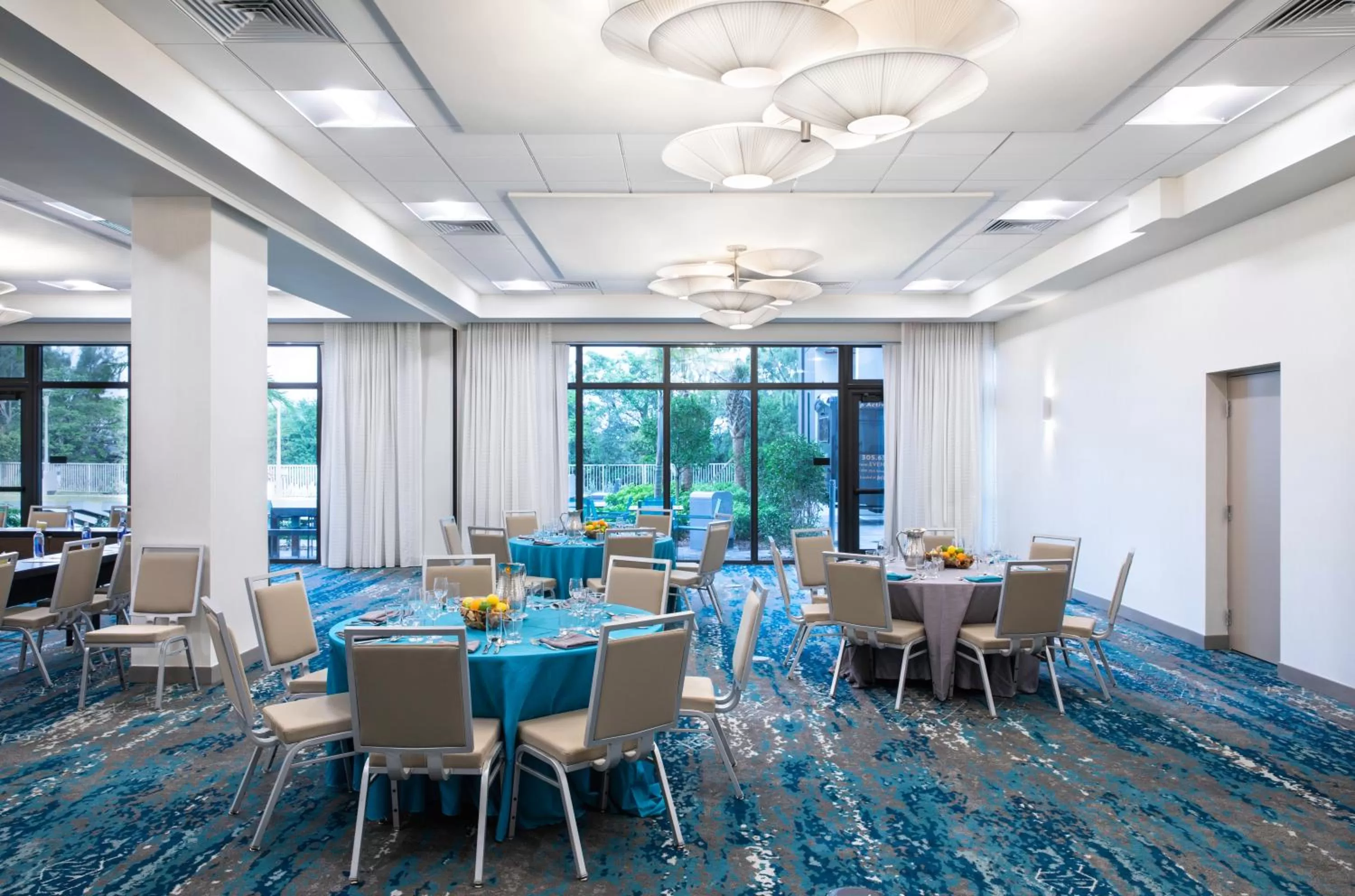 Meeting/conference room in EVEN Hotel Miami - Airport by IHG