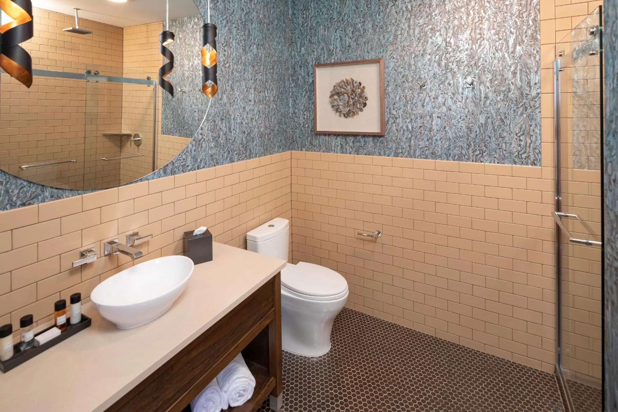 Bathroom in Hotel On Phillips