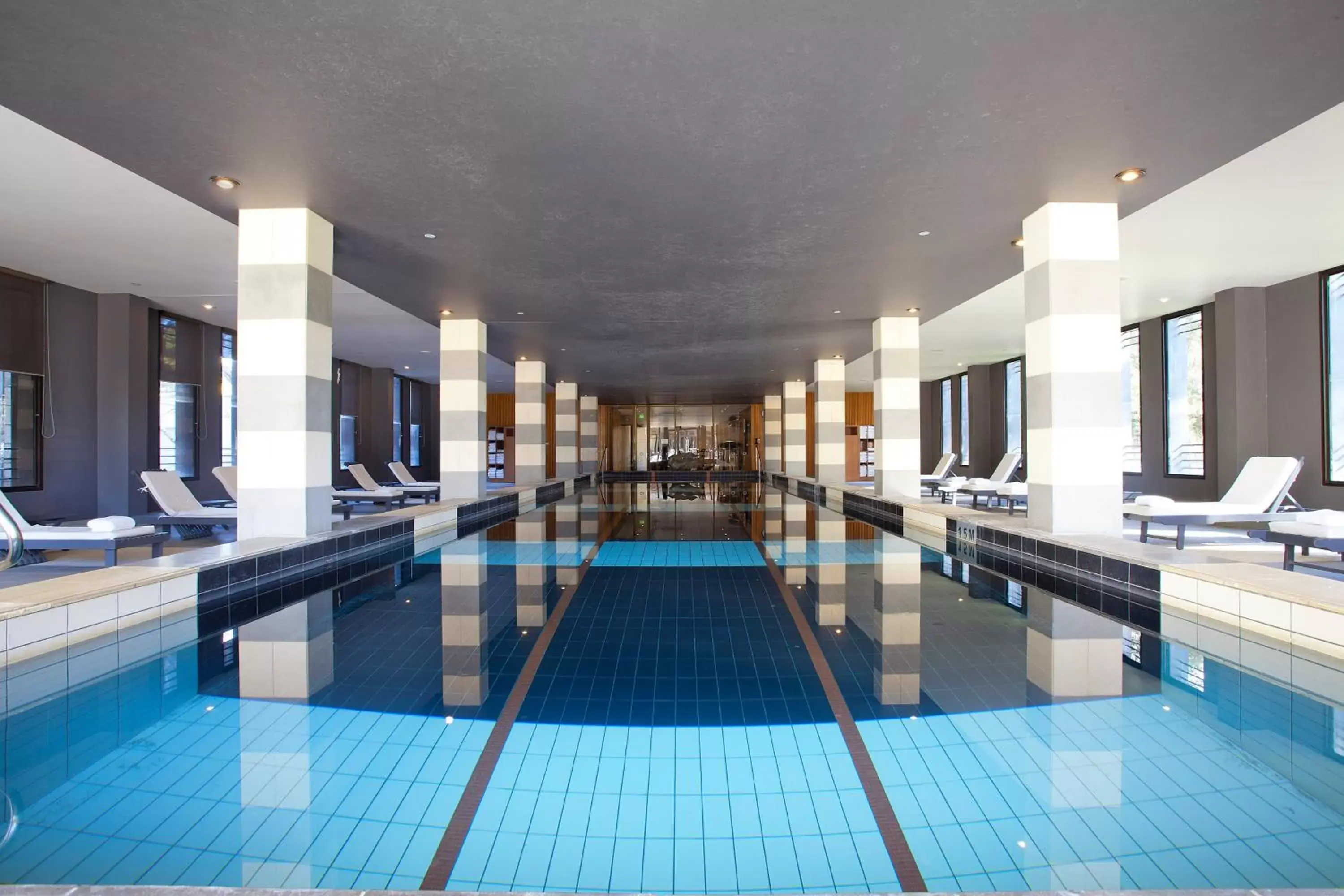 Swimming Pool in Lancemore Mansion Hotel Werribee Park